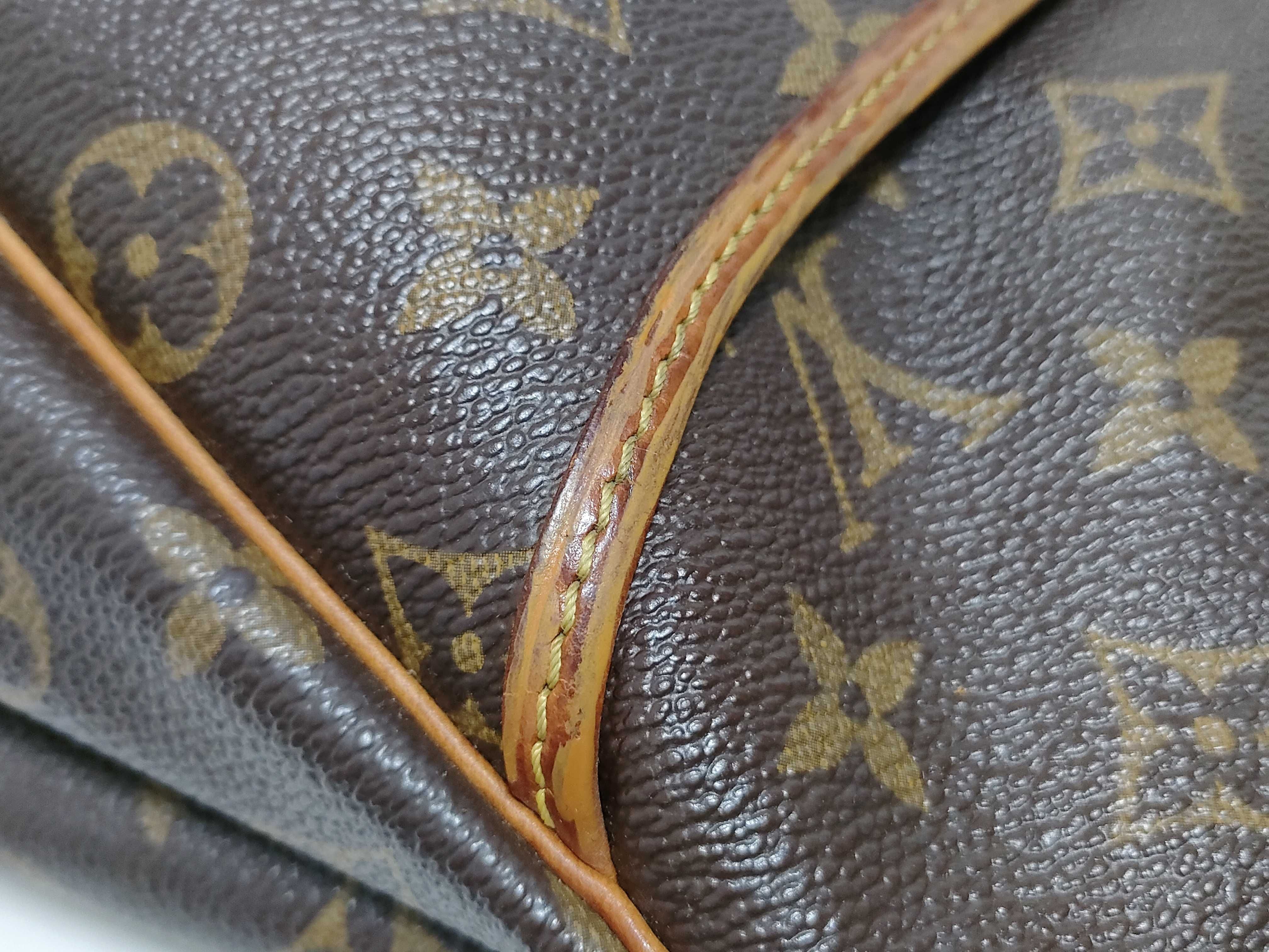 Monogram Louis Vuitton Deauville Handbag — view 14
