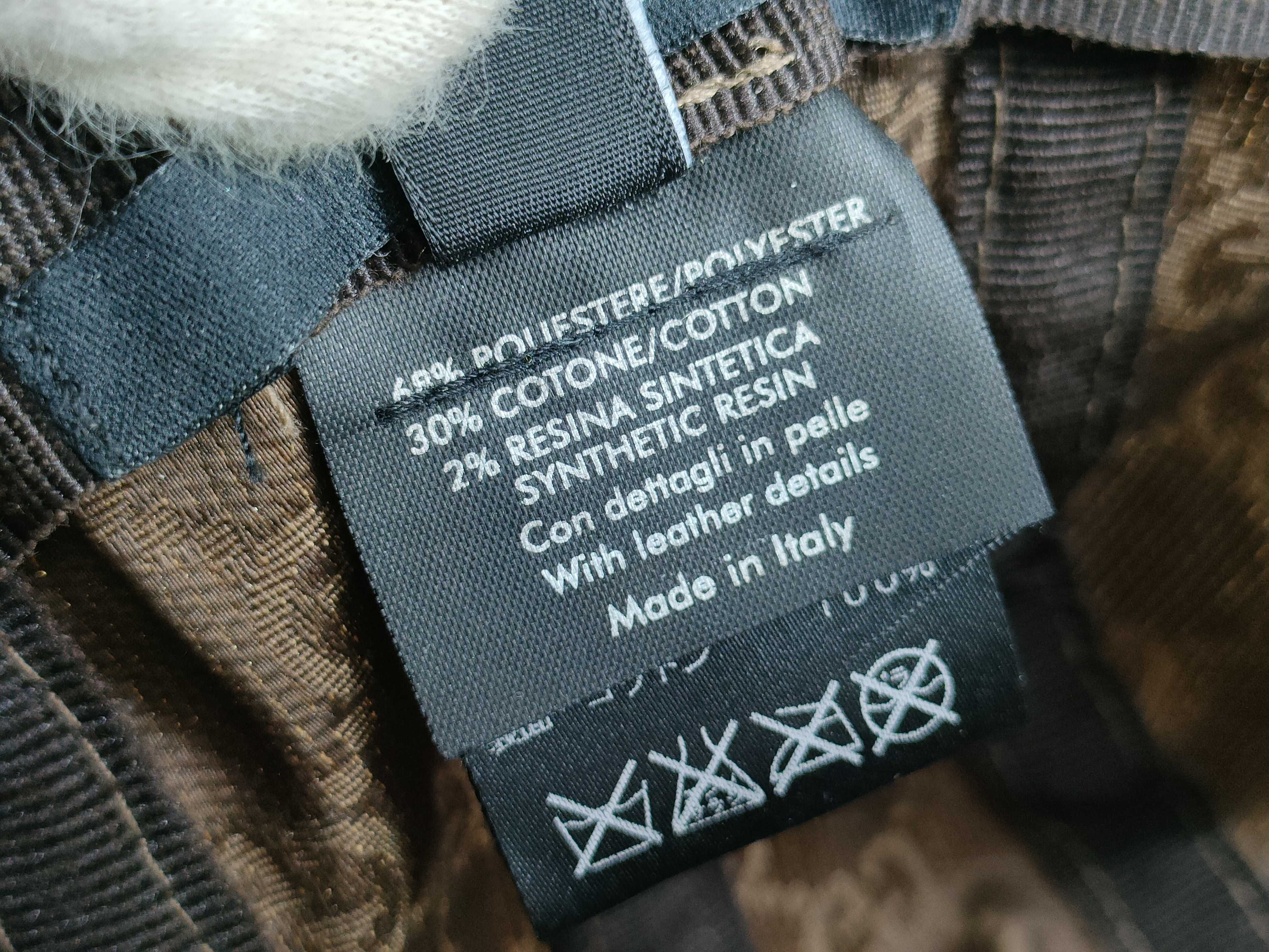GG Canvas Gucci Supreme Canvas Hat and other accessories — view 8
