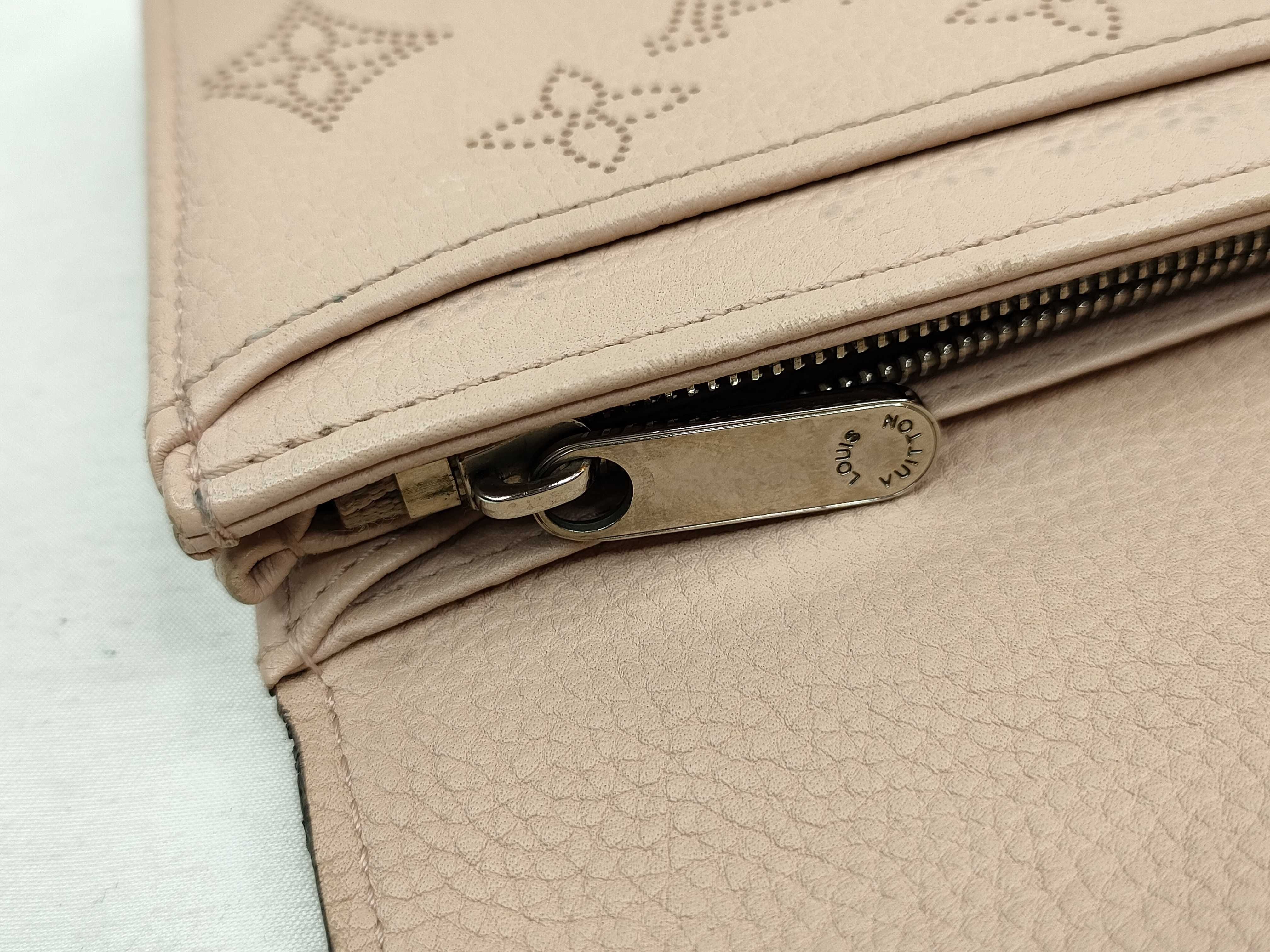 Mahina Louis Vuitton Monogram Mahina Portefeuille Iris Wallet — view 15
