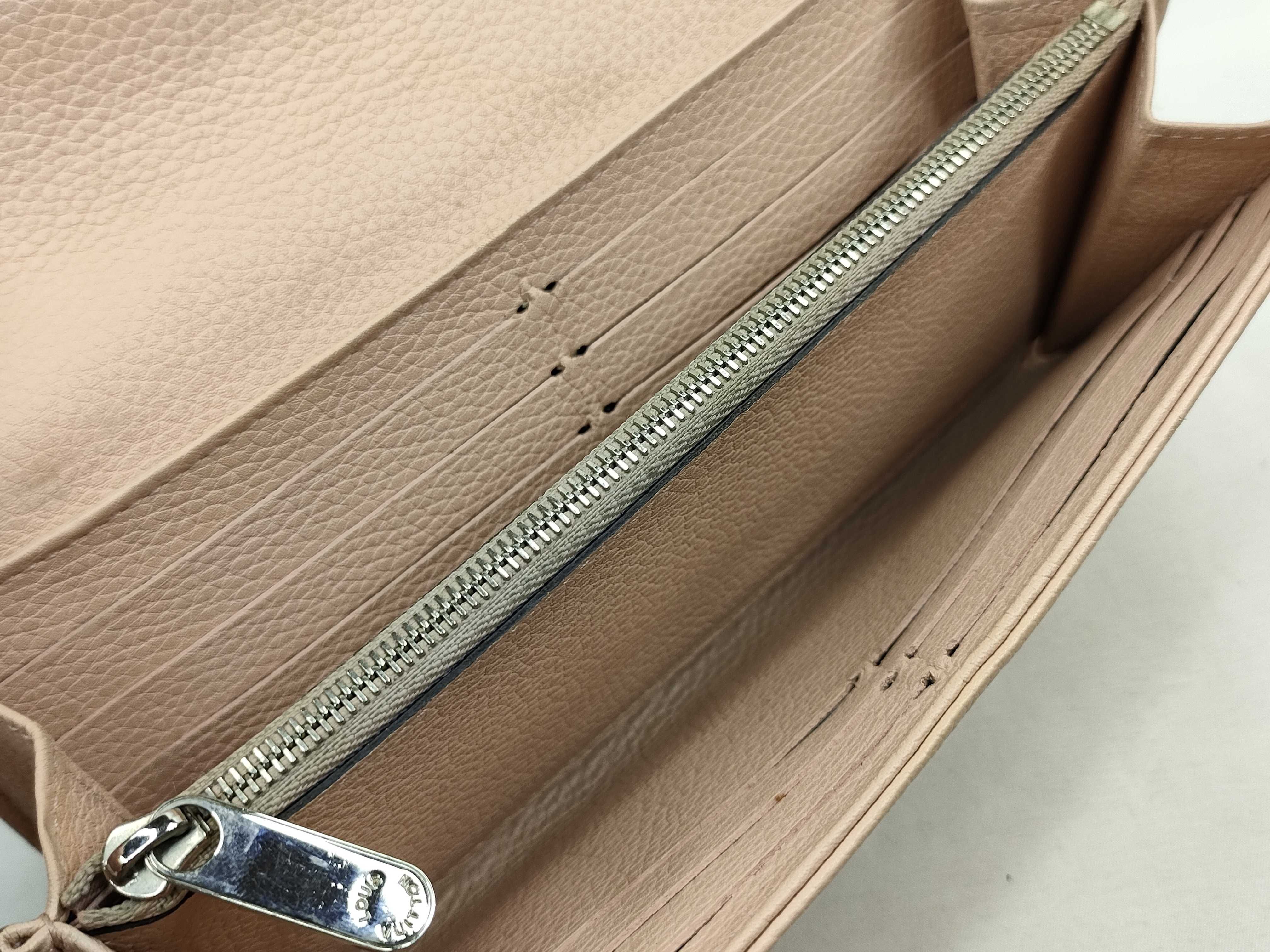 Mahina Louis Vuitton Monogram Mahina Portefeuille Iris Wallet — view 9