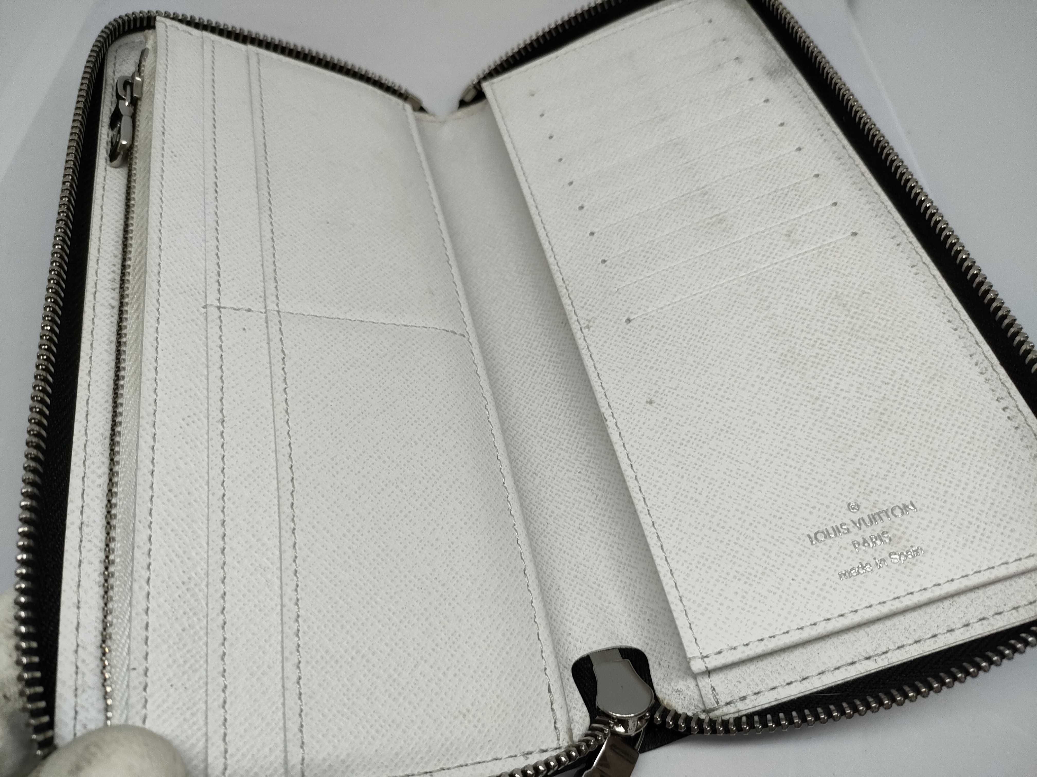 Vernis Taigarama Zippy Wallet Vertical — view 7