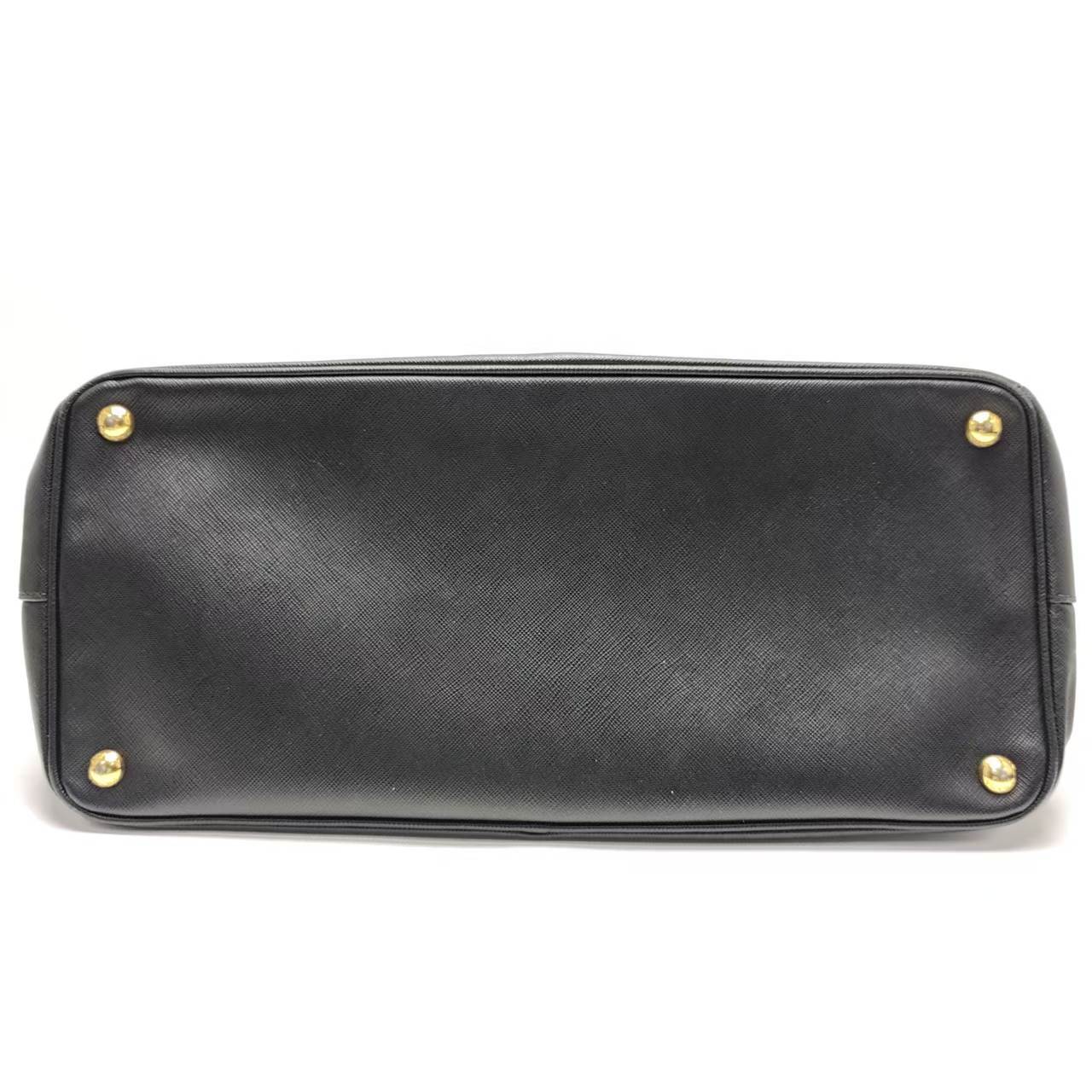 【*Shipped from: China*】PRADA Leather Handbag — view 7