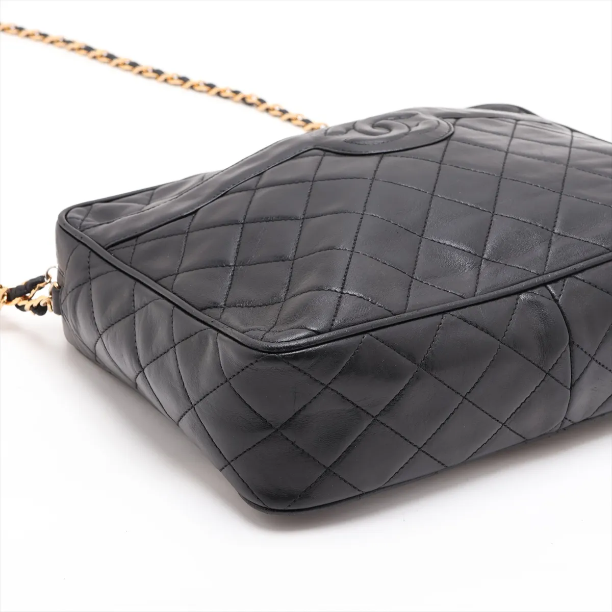 Matelassé Lambskin Chain Shoulder Bag, Black with Gold Hardware, Item No. 2620279 (Serial Number 2) — view 4