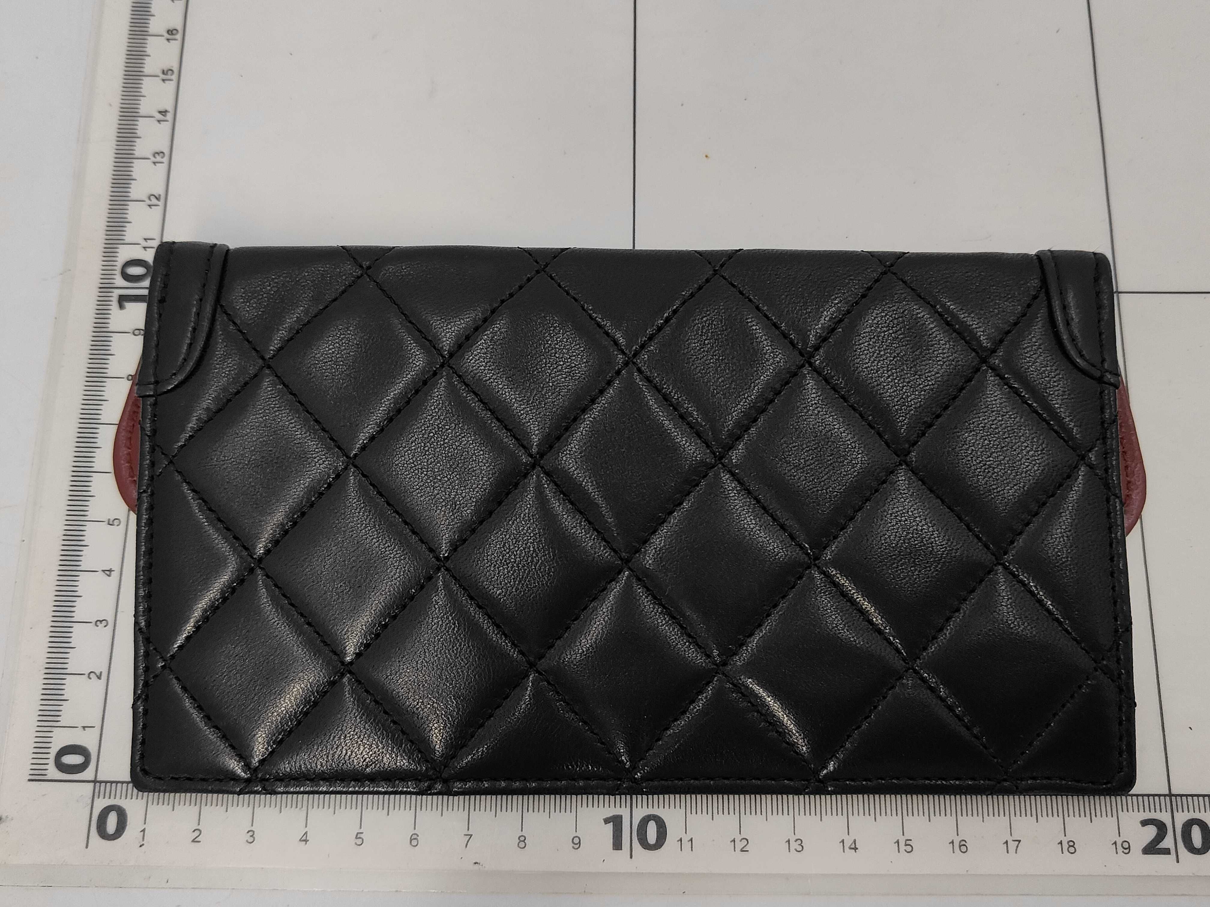 pouch — view 2