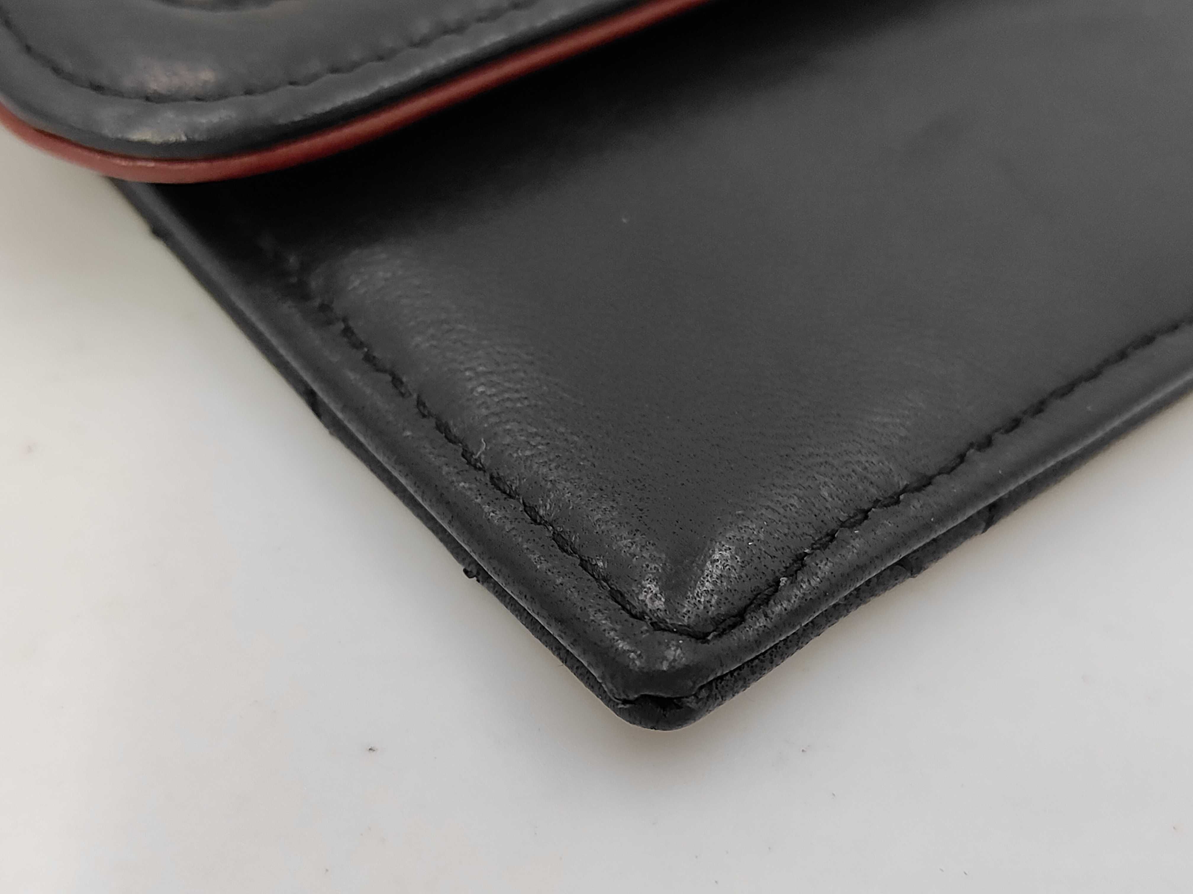pouch — view 3