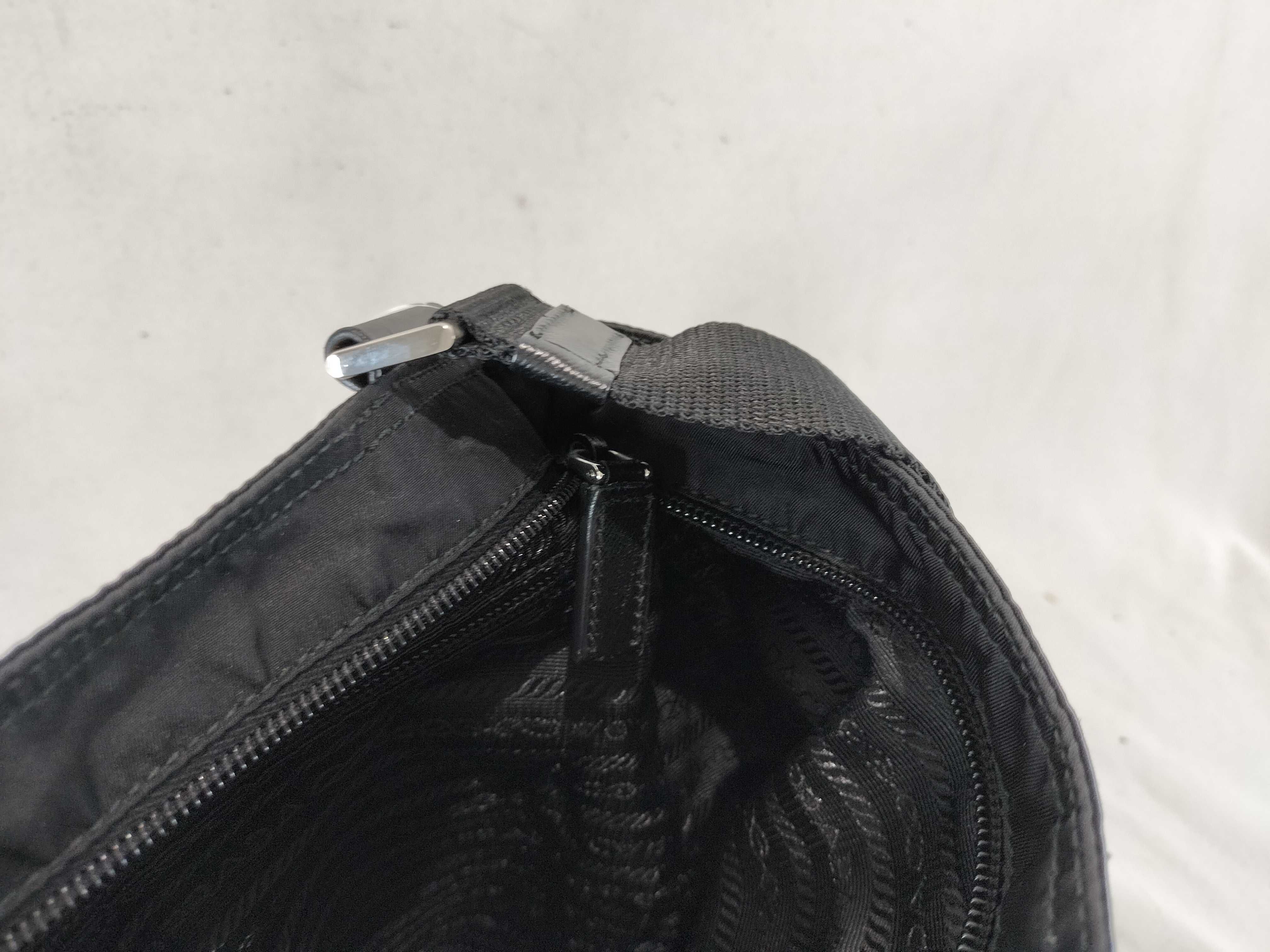 Nylon Shoulder Bag VA0340 — view 11