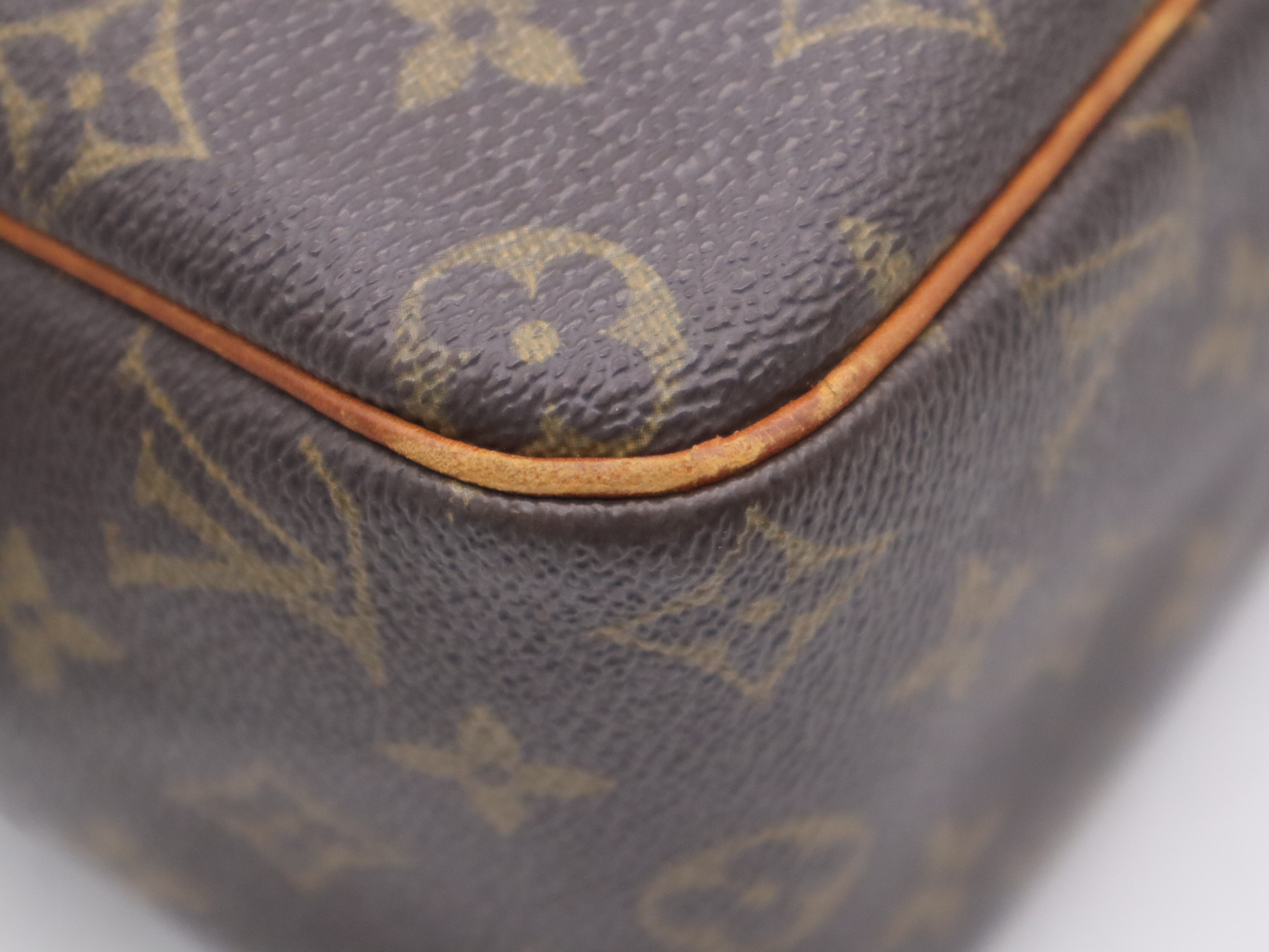 M51182 Monogram Cite MM Shoulder Bag — view 11