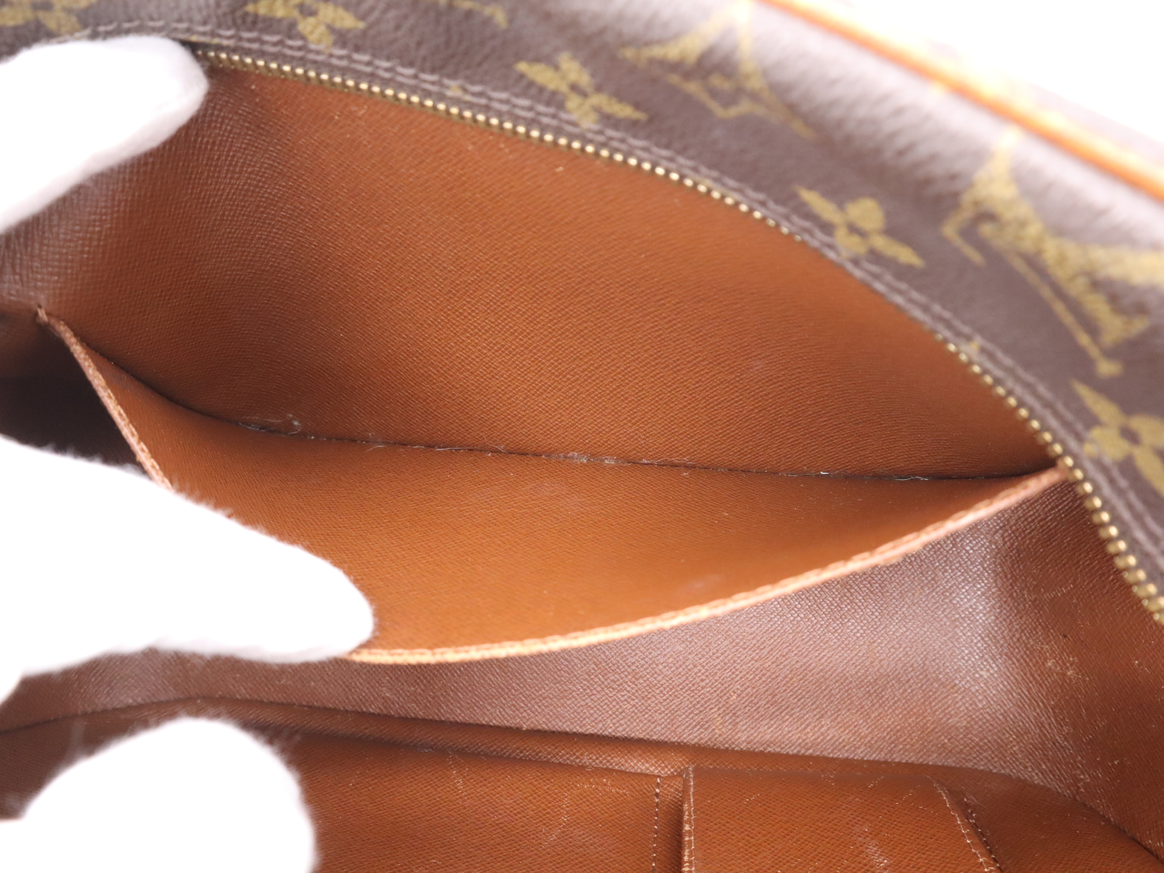 M51182 Monogram Cite MM Shoulder Bag — view 13