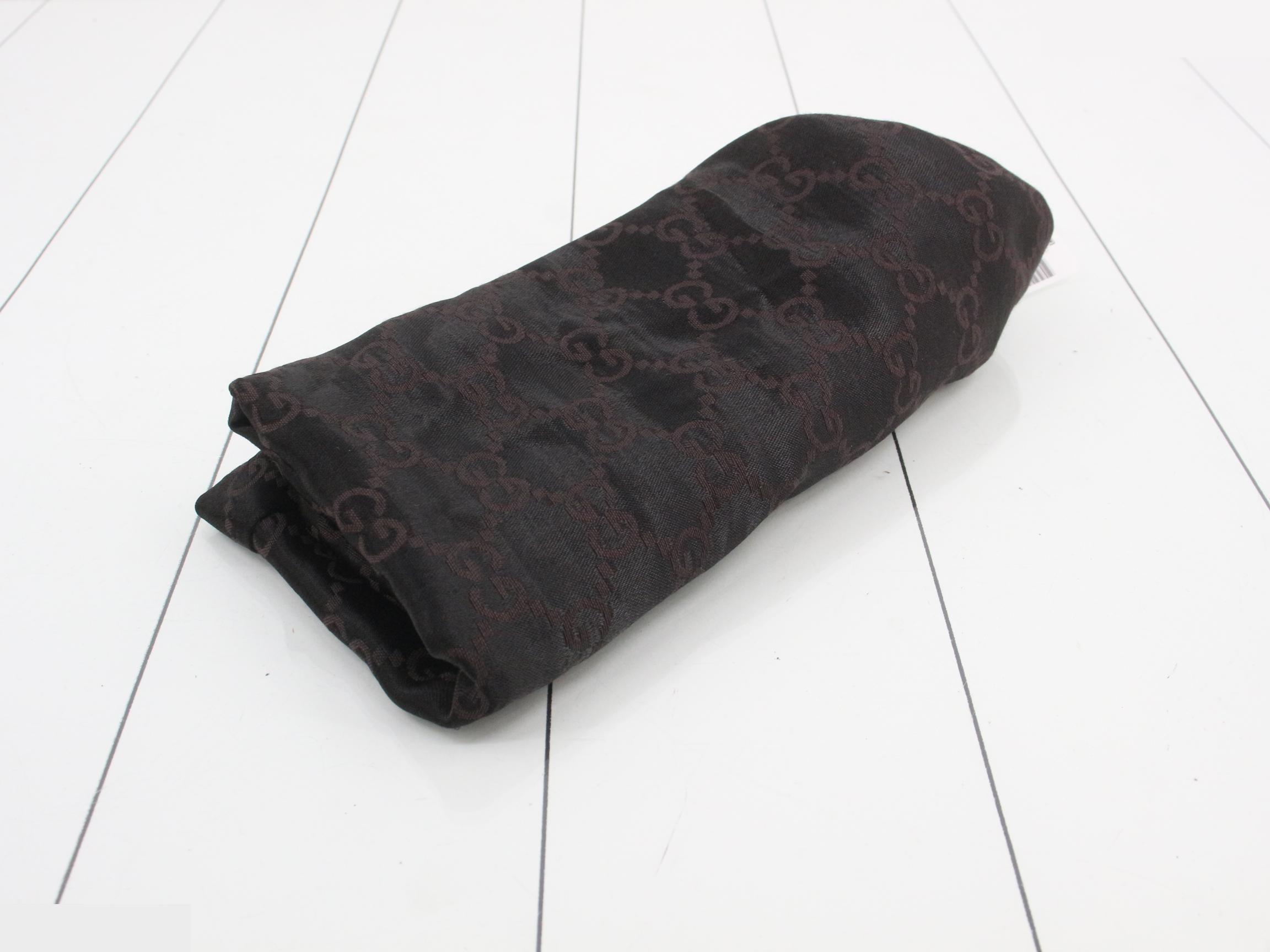 Canvas Shoulder Bag — view 7