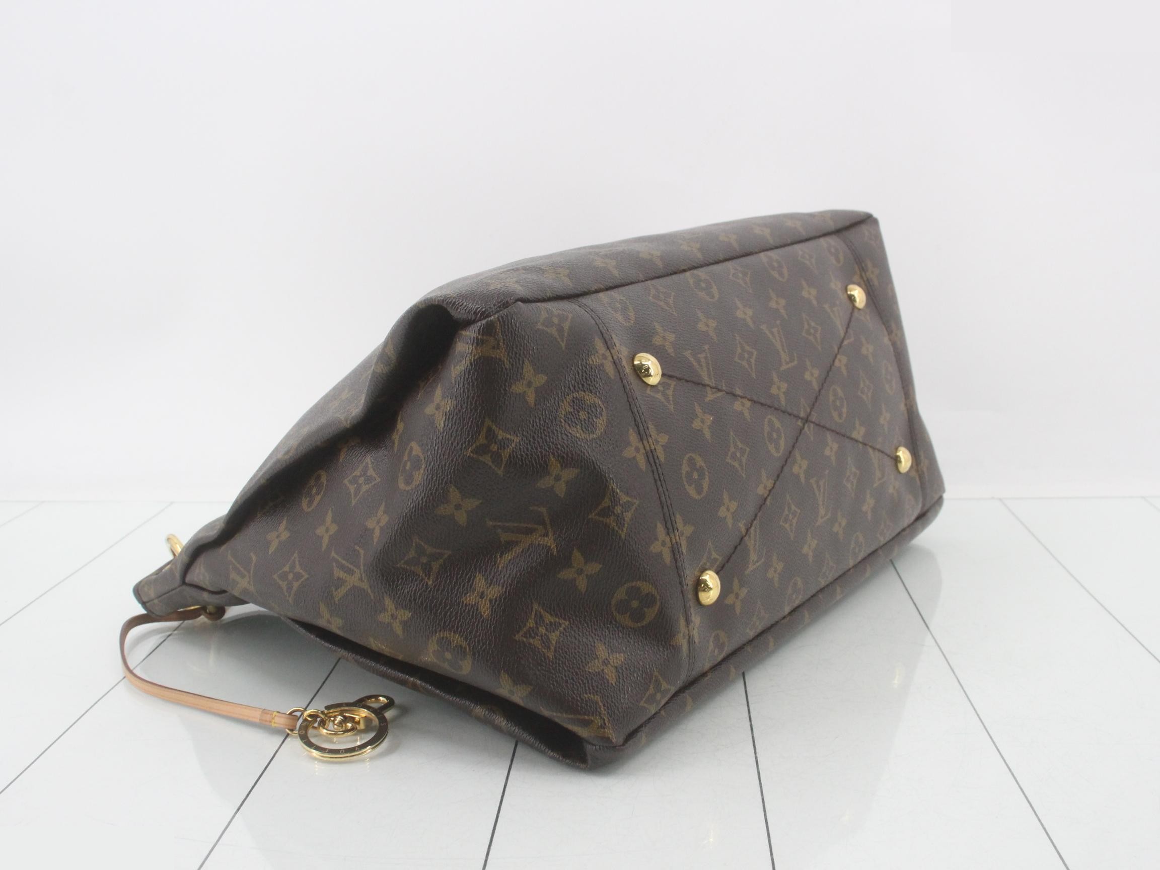 Monogram Artsy MM Shoulder Bag — view 5