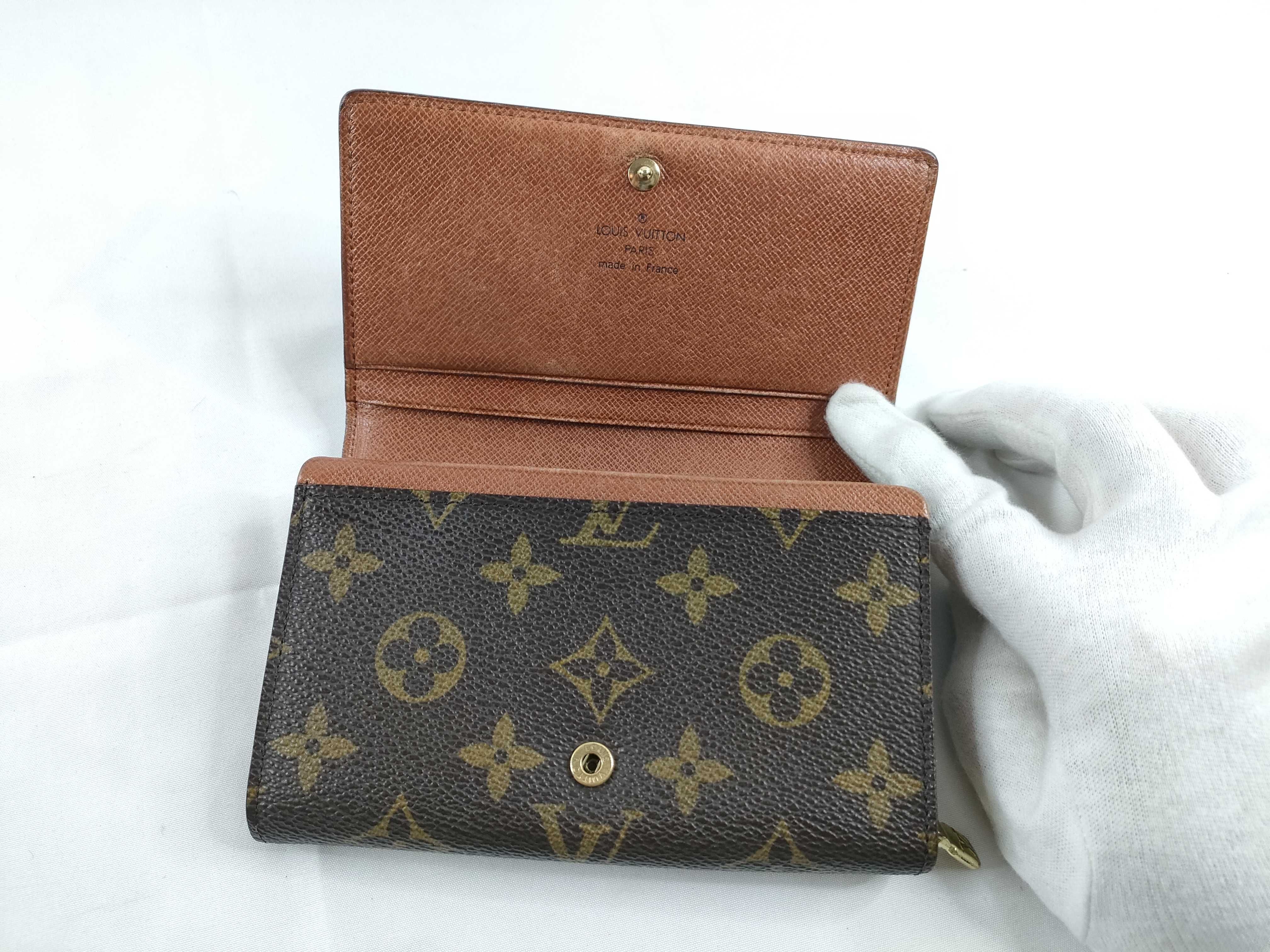 Monogram Louis Vuitton Monogram L-shaped zipper wallet — view 8