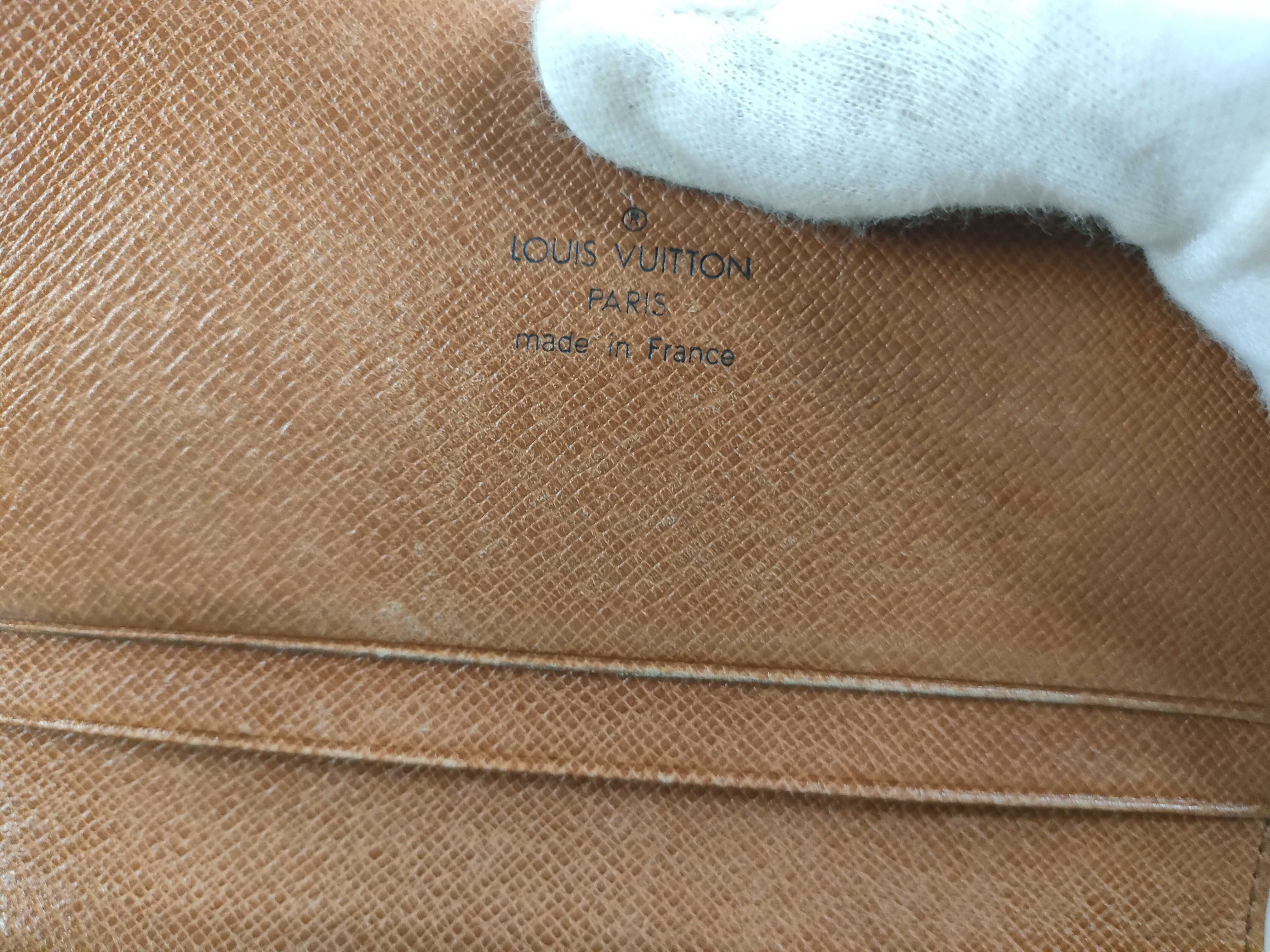 Monogram Louis Vuitton Monogram L-shaped zipper wallet — view 9