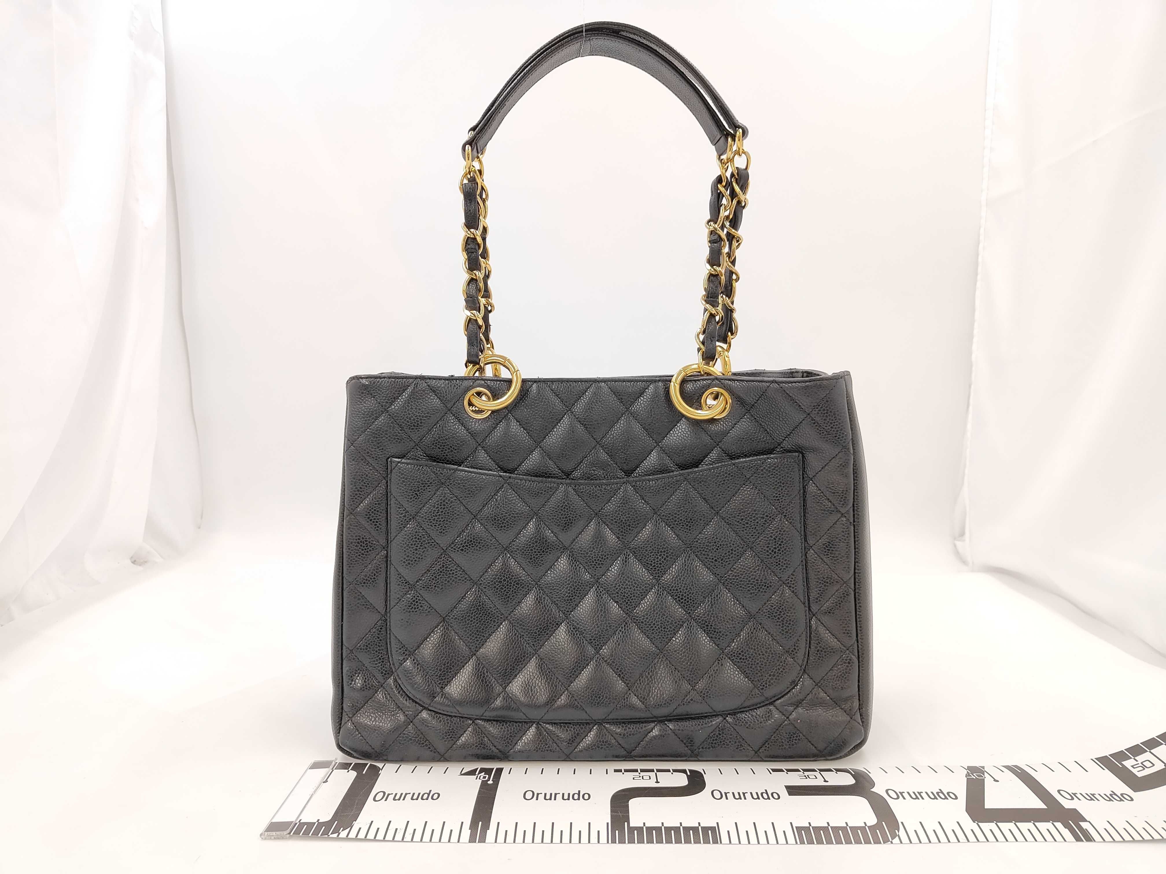 GST Chain Tote Bag, Caviar Leather, Serial Number 9, Seal Tote Bag — view 2