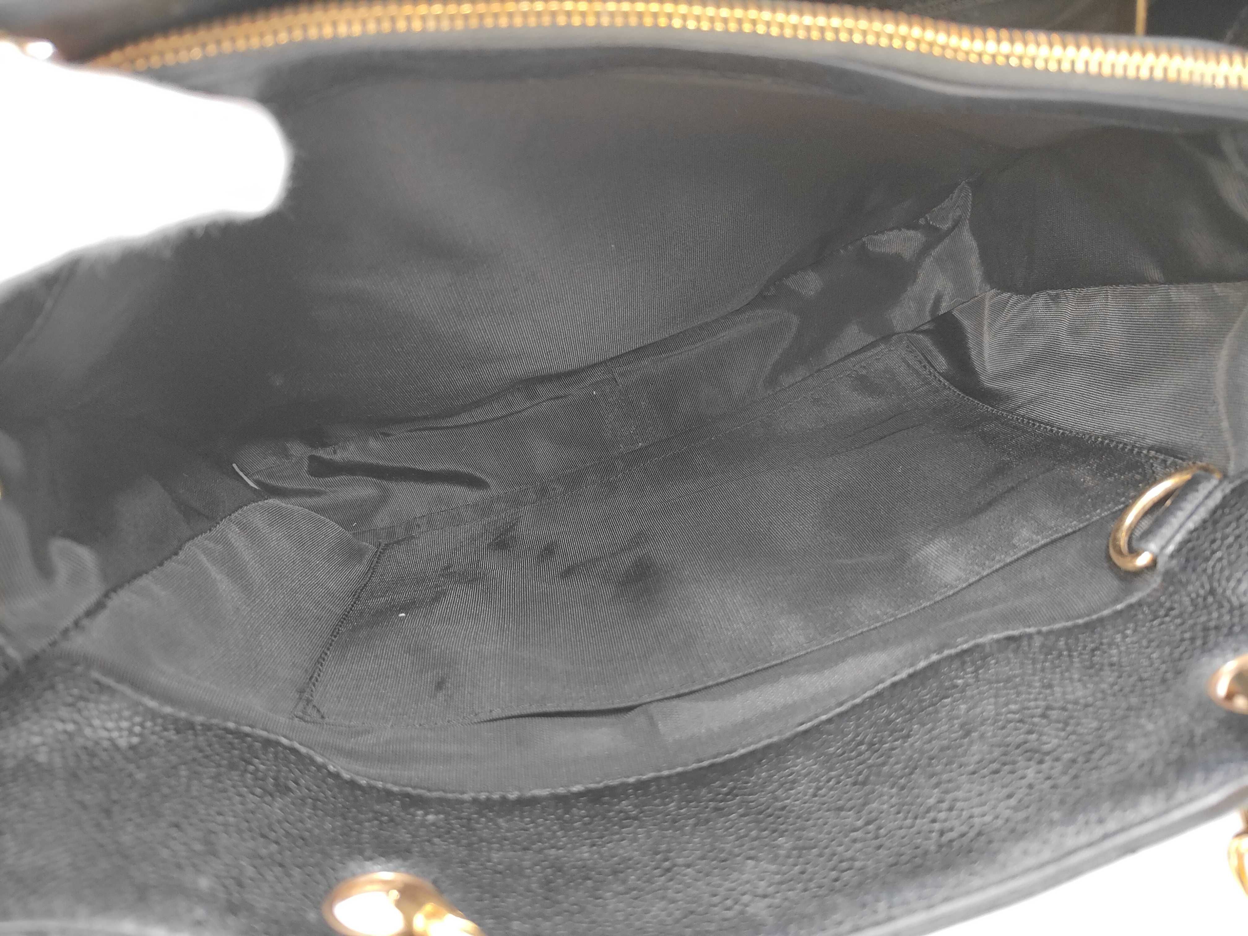 GST Chain Tote Bag, Caviar Leather, Serial Number 9, Seal Tote Bag — view 11