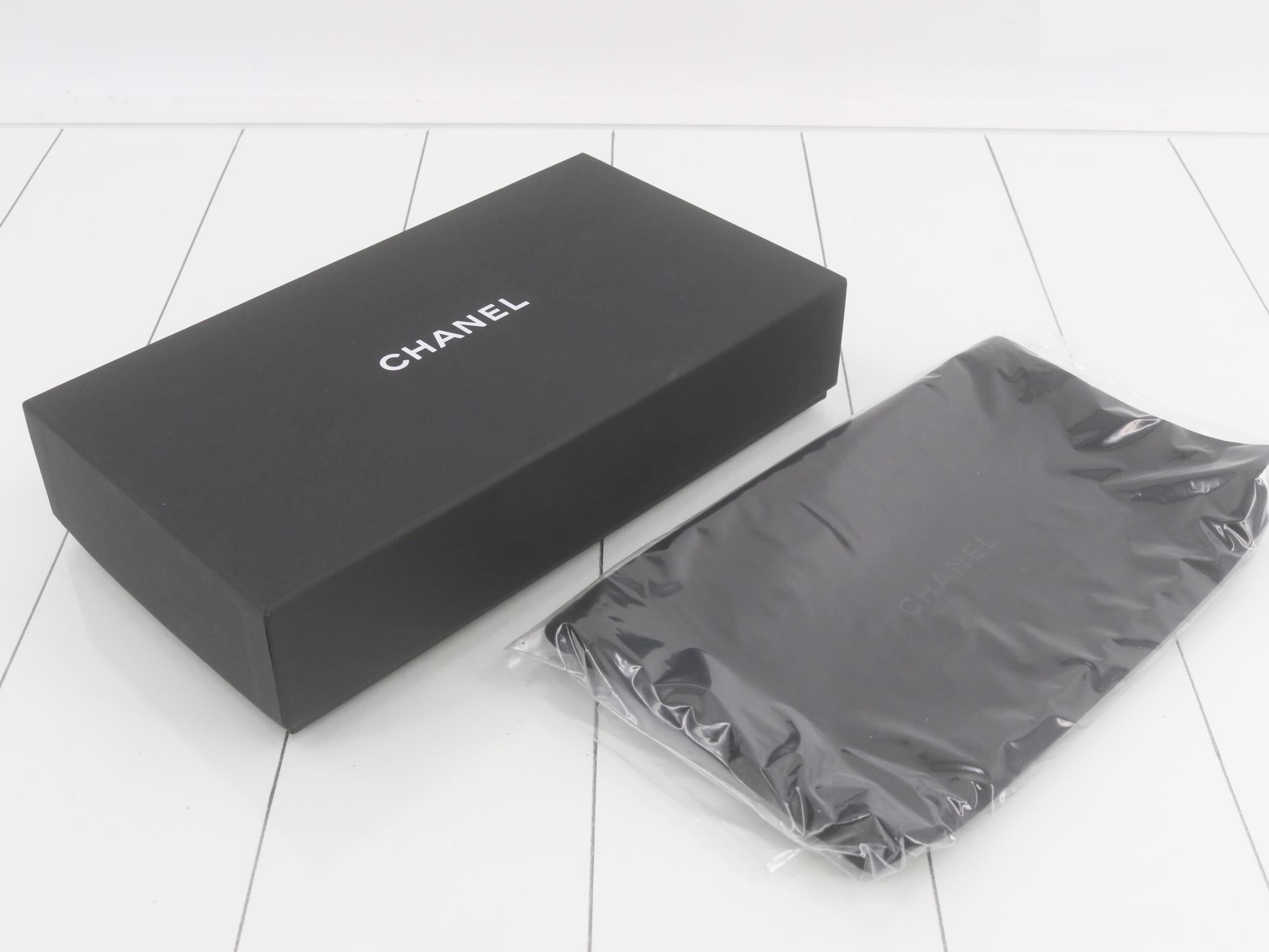 Boy Chanel wallet — view 5