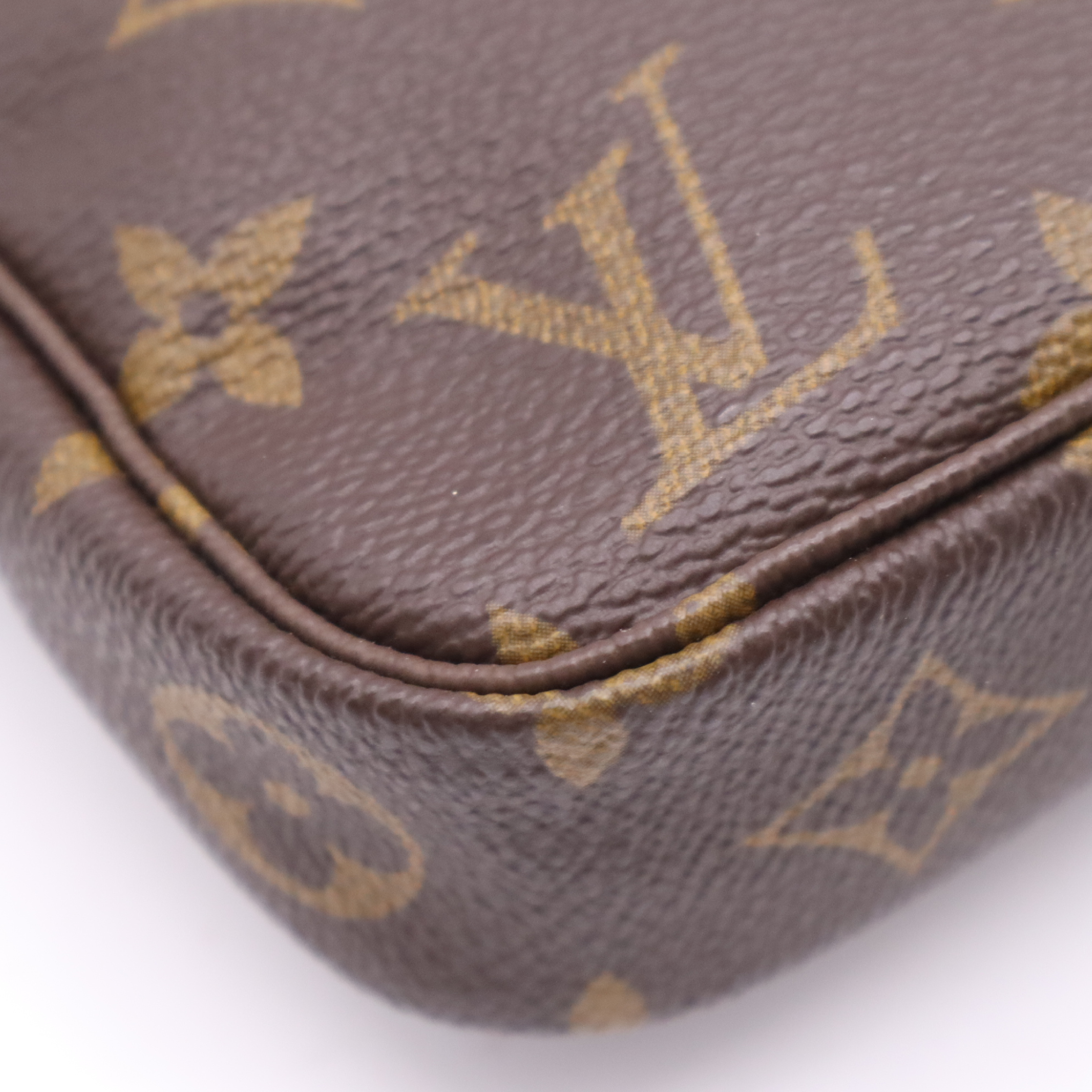 M51980 Monogram Pochette Accessoires Pouch — view 8