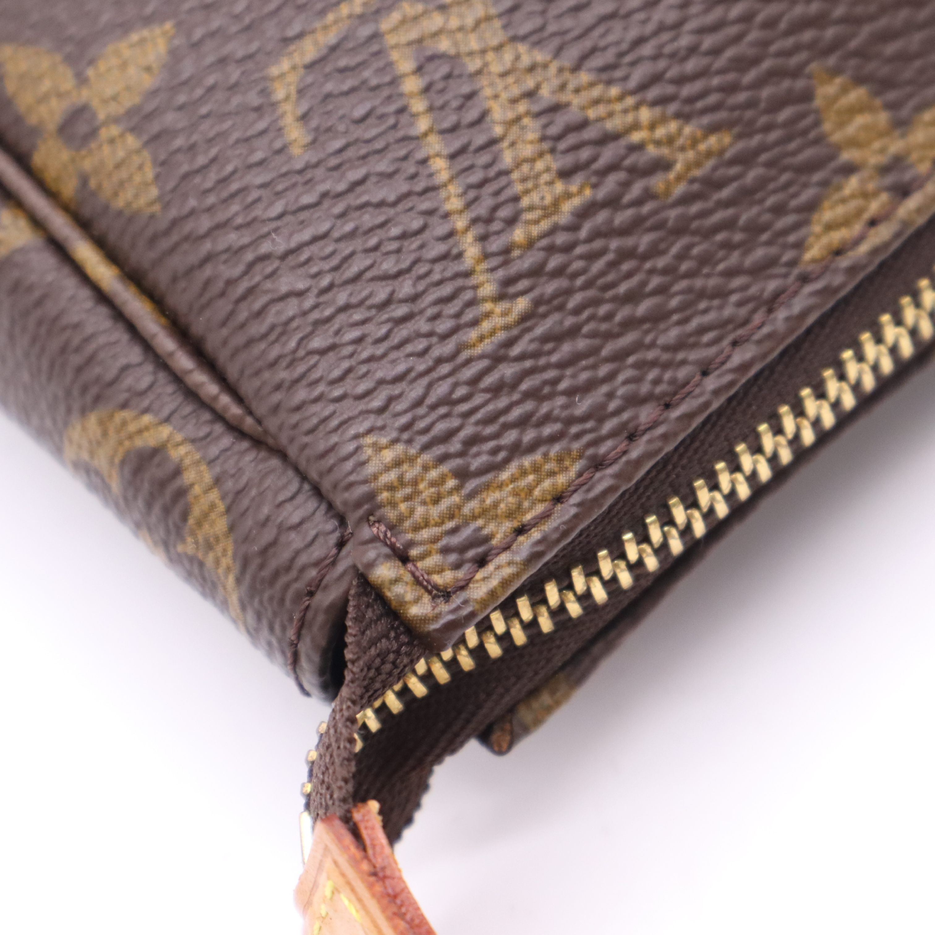 M51980 Monogram Pochette Accessoires Pouch — view 9