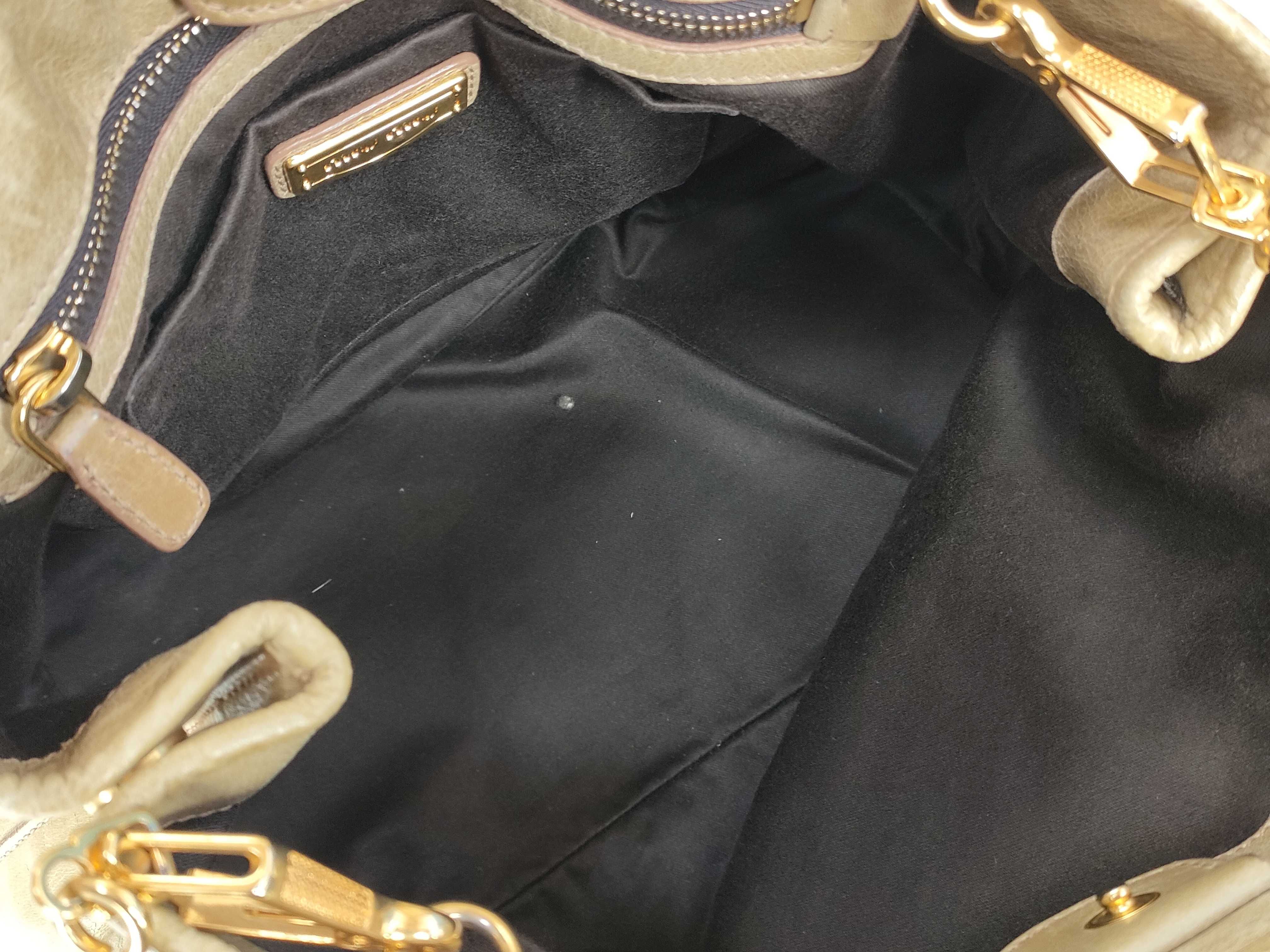 Vitello Luxe Handbag, 2-way Shoulder Bag, Gathered Handbag — view 10