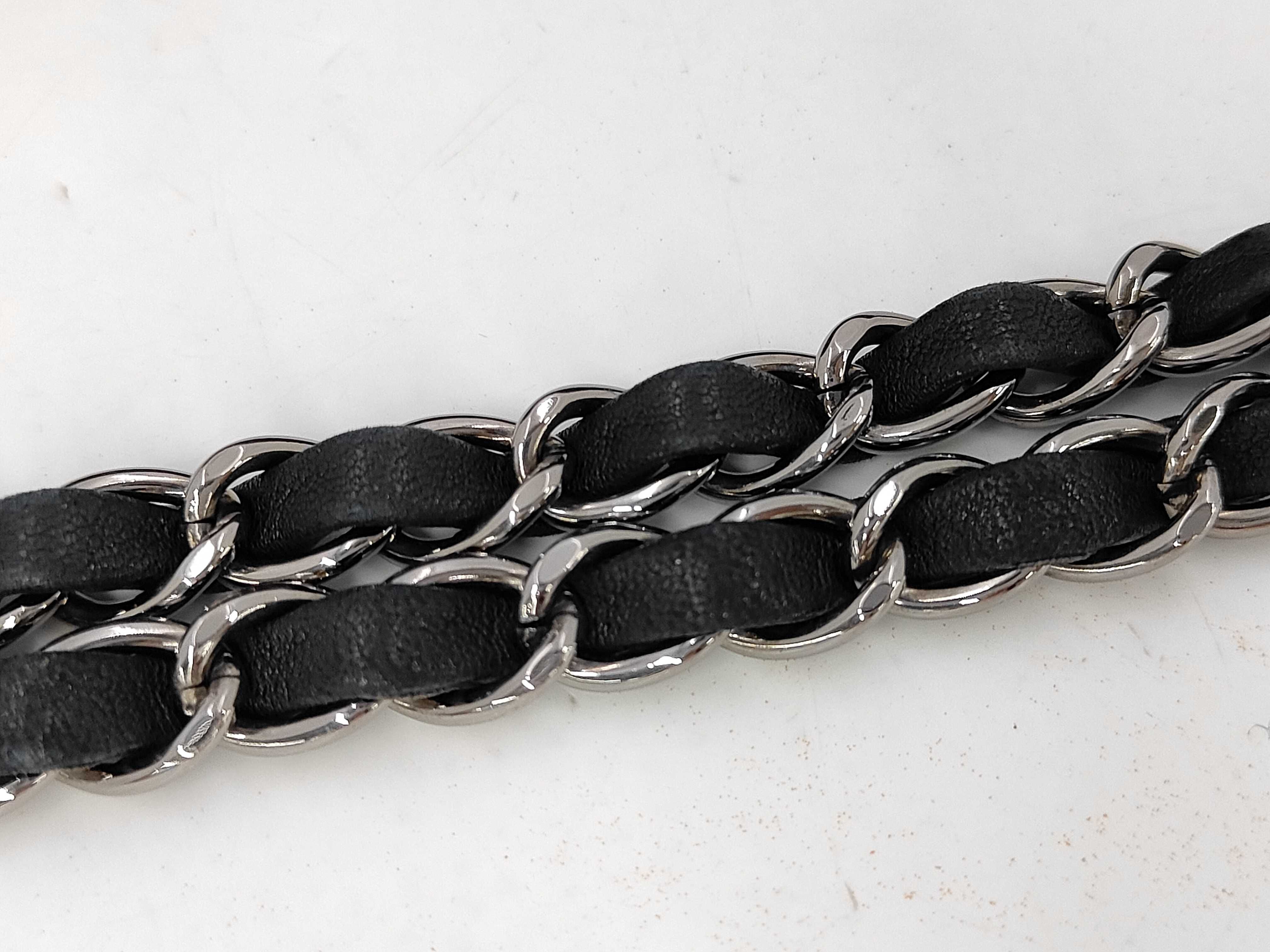 Tweed Matelassé Chain Shoulder Bag, Serial Number 10-series. Accessories: Guarantee card, booklet, shoulder bag. — view 7