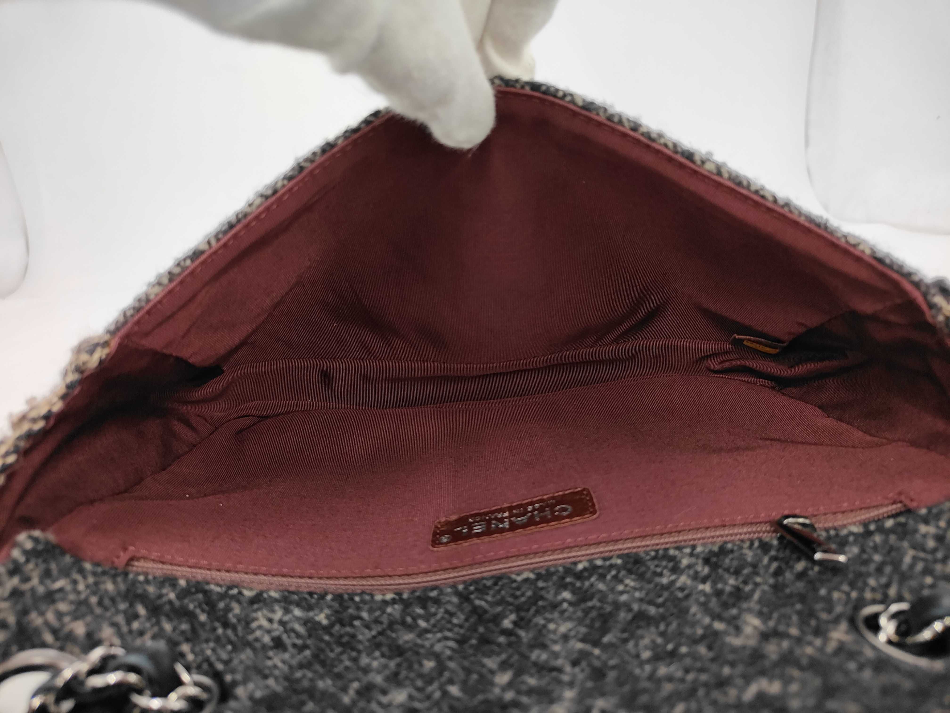 Tweed Matelassé Chain Shoulder Bag, Serial Number 10-series. Accessories: Guarantee card, booklet, shoulder bag. — view 8