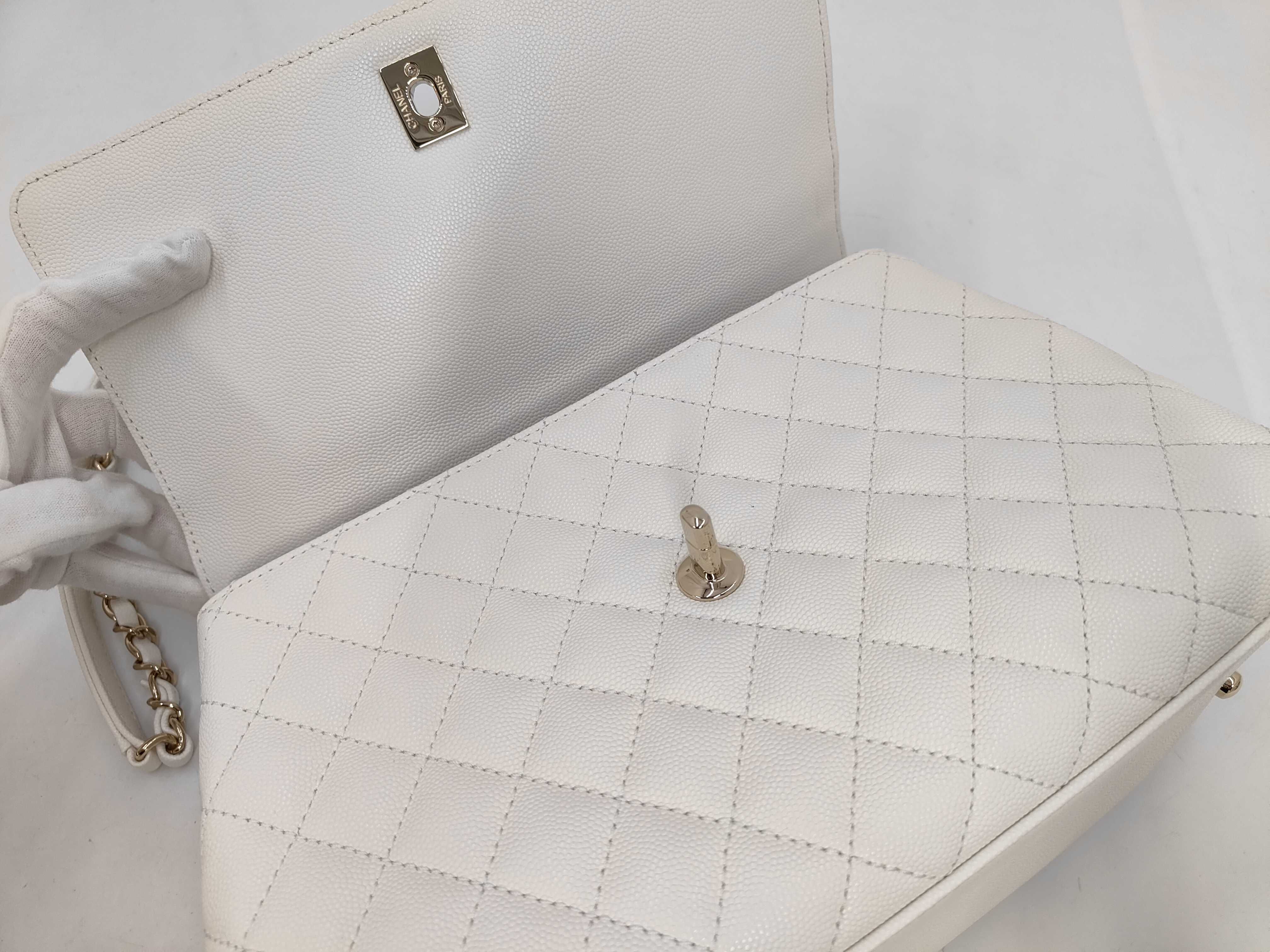 A92991 IC Plate Caviar Skin Coco Handle 29 2-Way Shoulder Bag — view 8