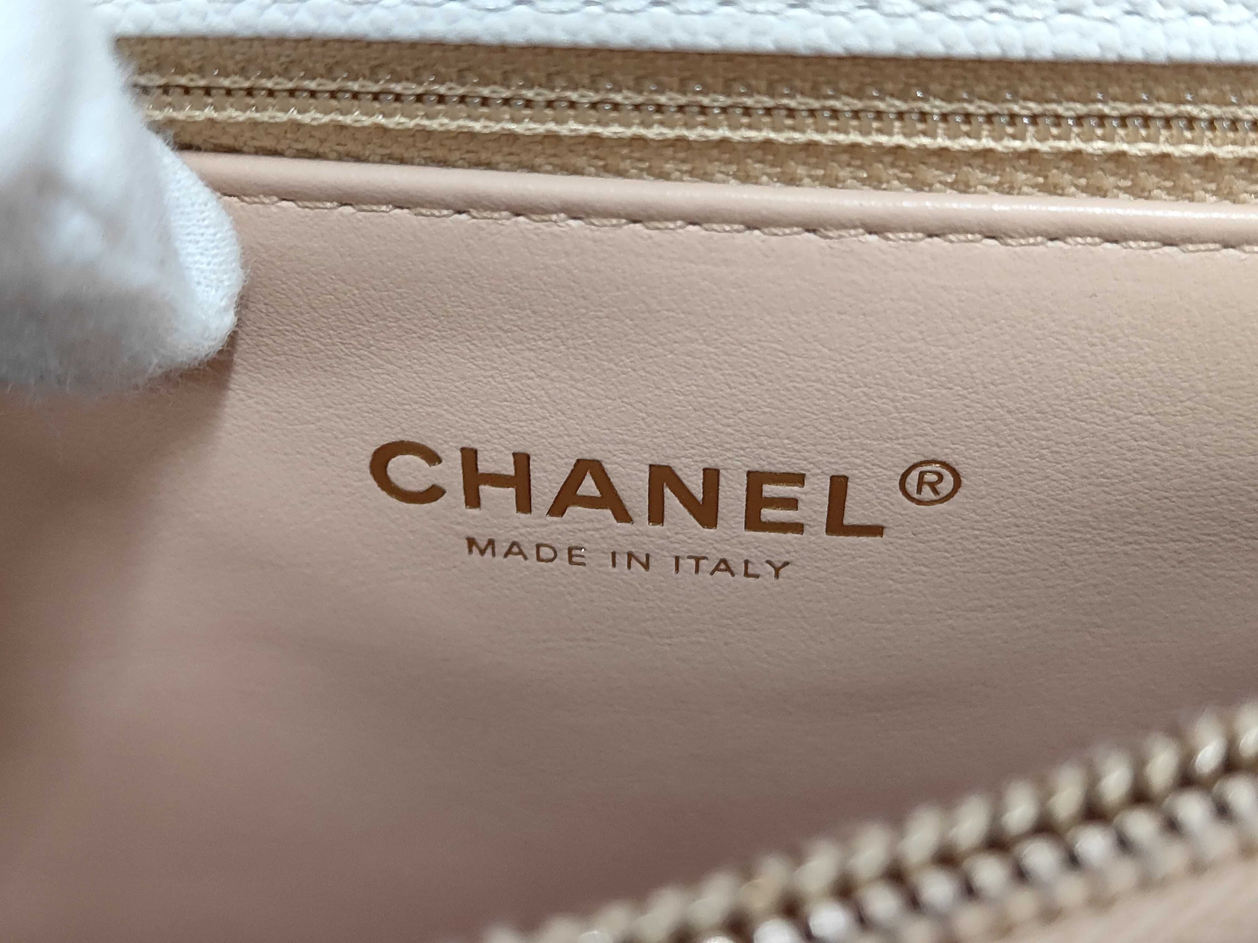 A92991 IC Plate Caviar Skin Coco Handle 29 2-Way Shoulder Bag — view 10