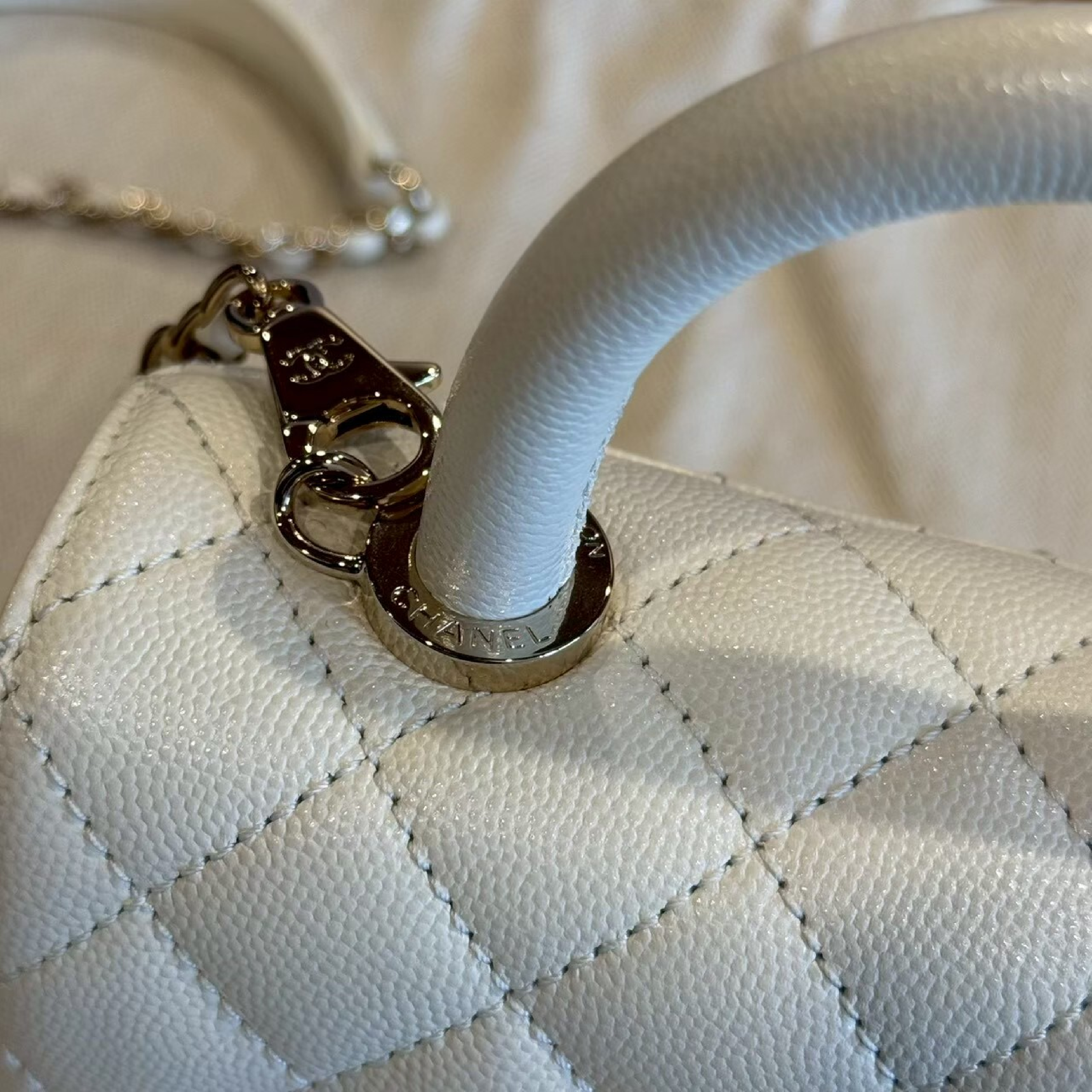 Coco Handle 19 White Handbag with Gold Hardware — view 5