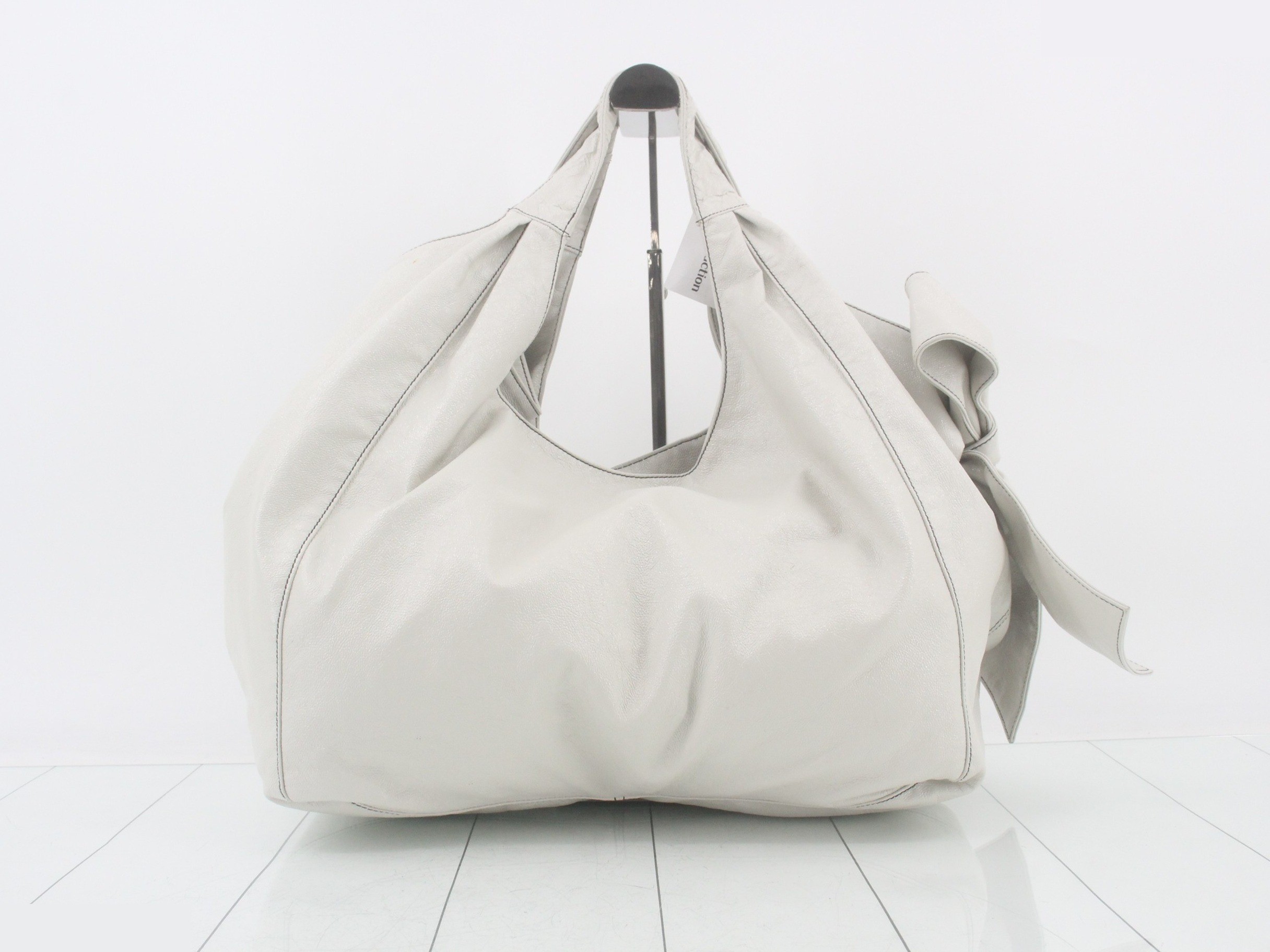 handbag — view 2