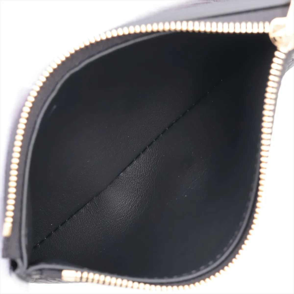 LV x TM Portefeuille Capucines Compact M22889 Black Compact Wallet. RFID ID not detected. Serial number unknown. — view 6