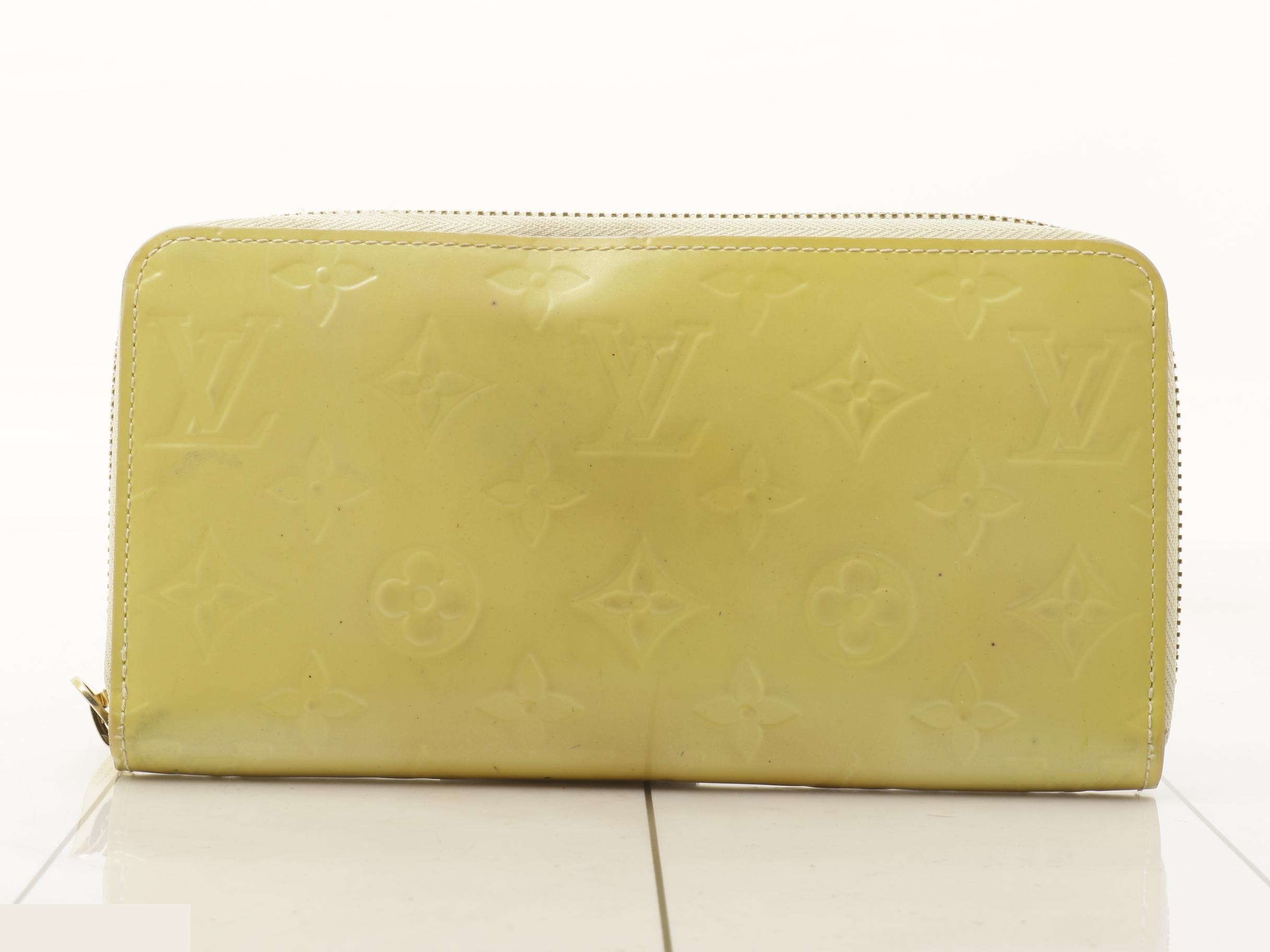 M91459 Zippy Wallet Broncorail