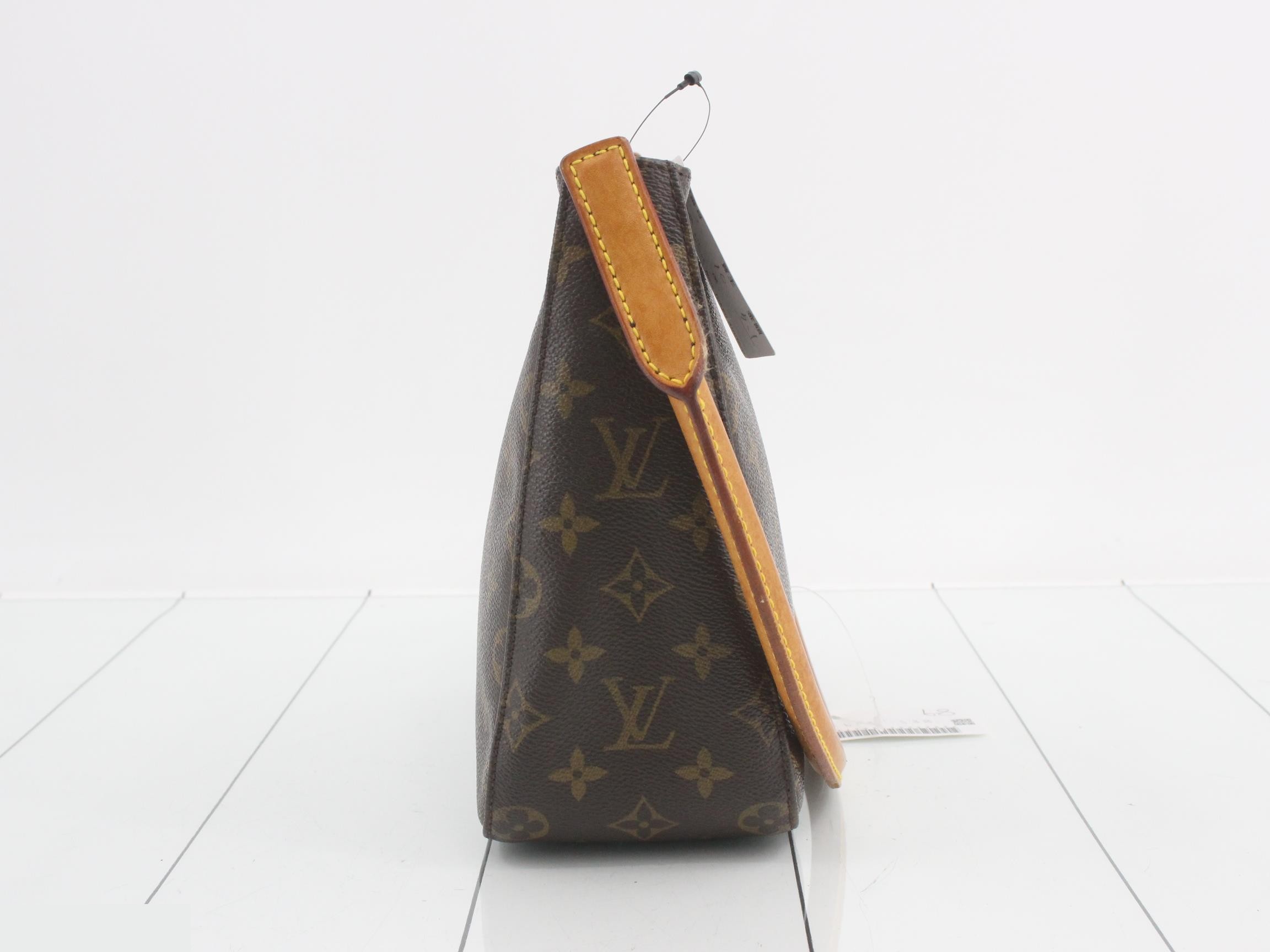 Monogram Looping MM Shoulder Bag — view 4