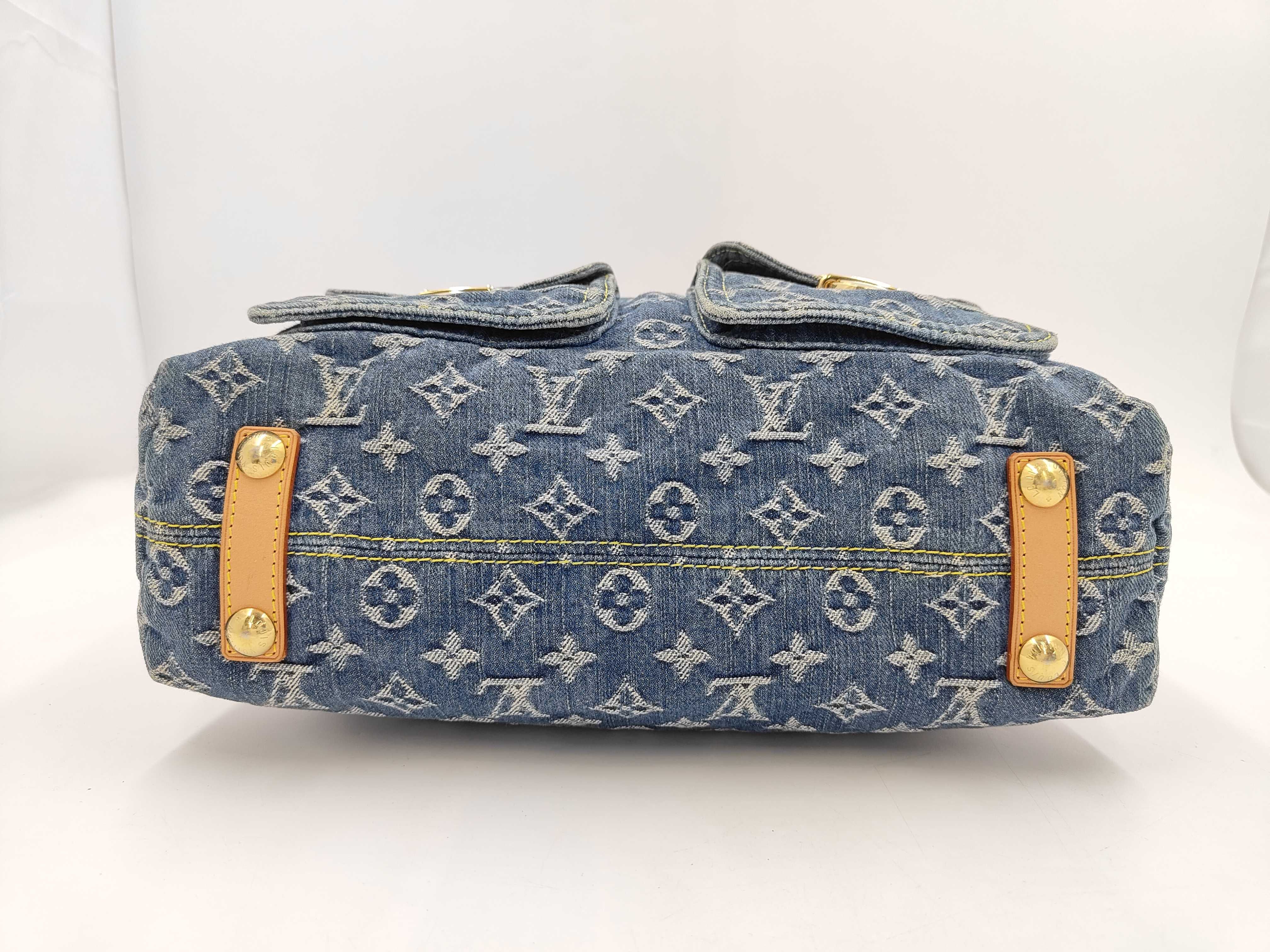 Monogram Denim Baggy GM M95048 Shoulder Bag — view 6