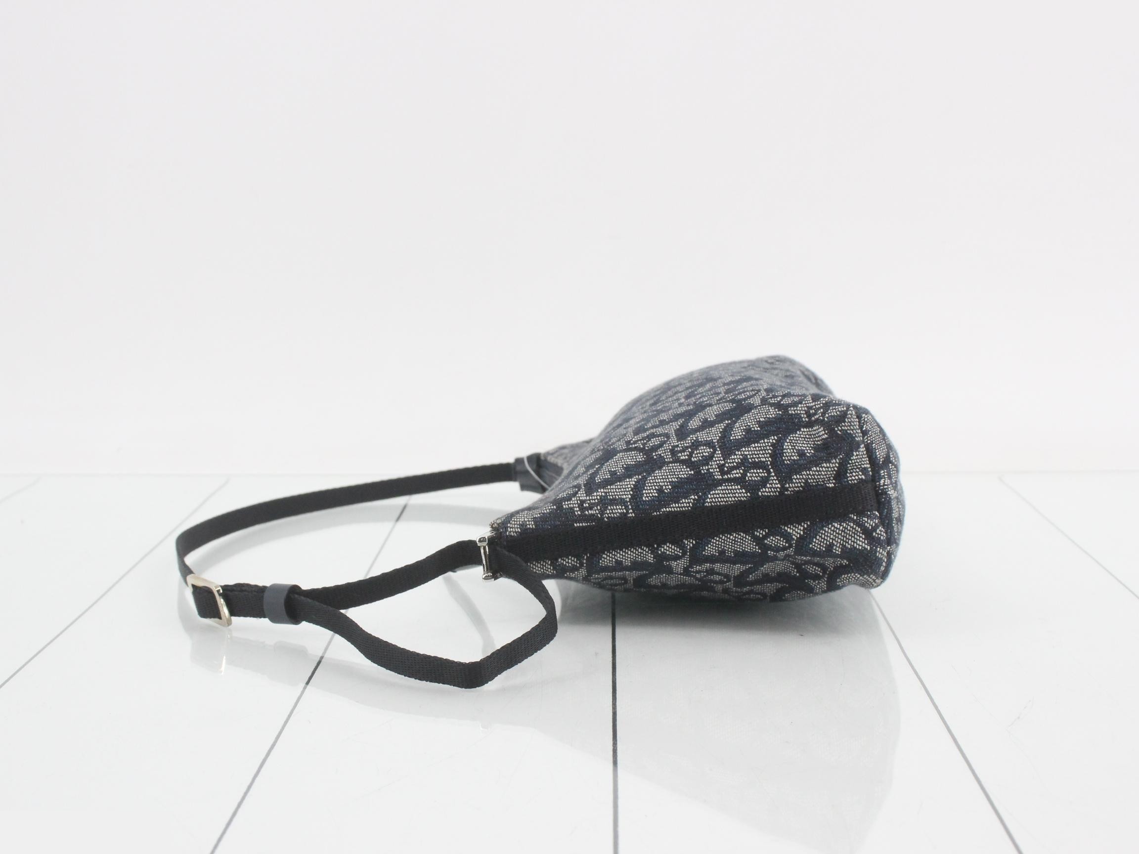 Trotter Shoulder Bag — view 4