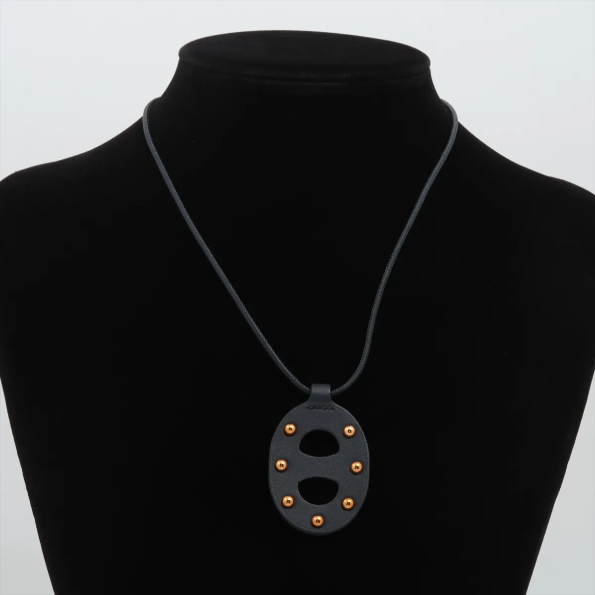 Chaine d'Ancre U stamp: 2022 pendant, leather, black, — view 4
