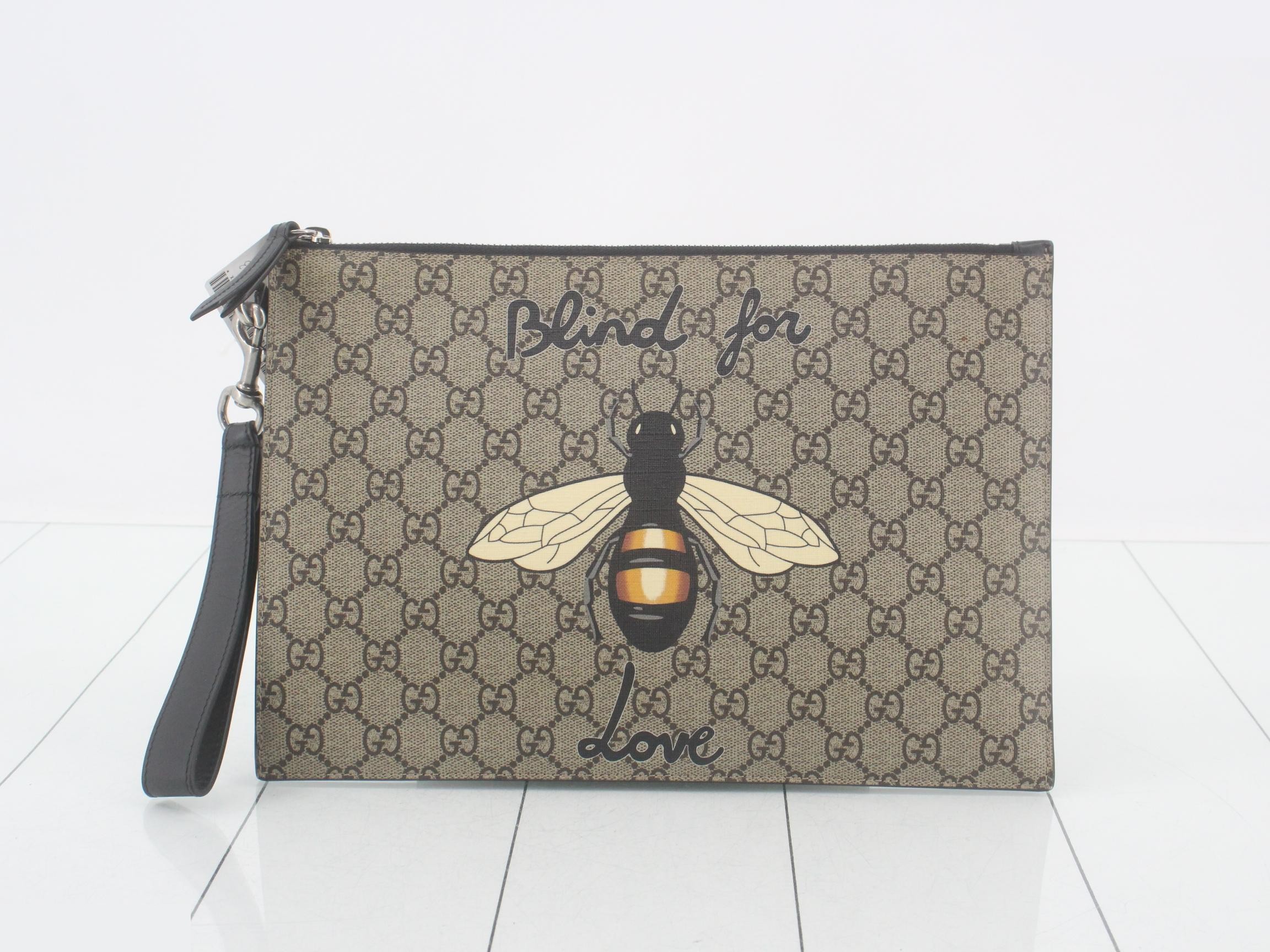 GG Supreme Bee Print Clutch Bag