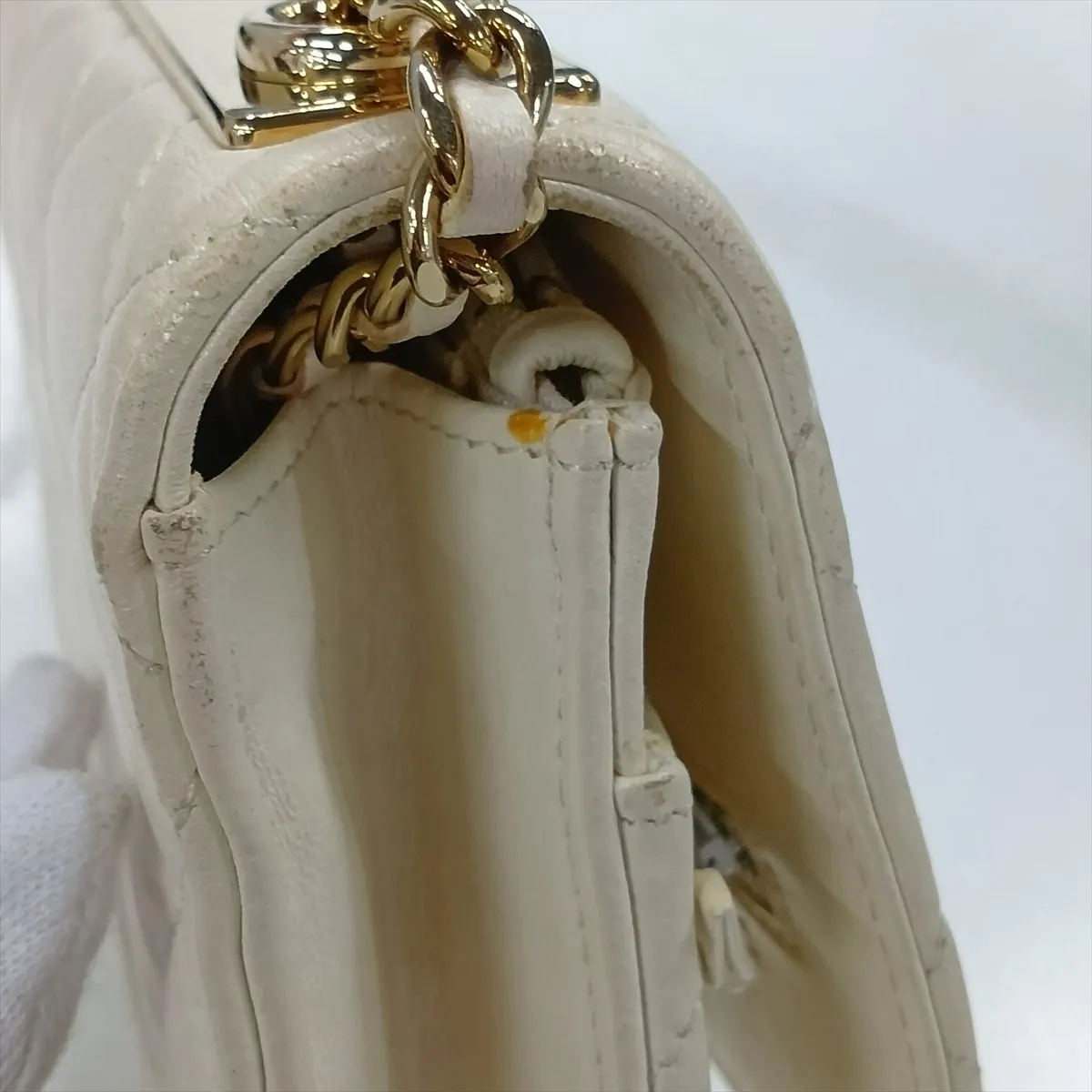 Matelassé Lambskin Chain Wallet, White with Gold Hardware, E186NLX4, Random Plate — view 11