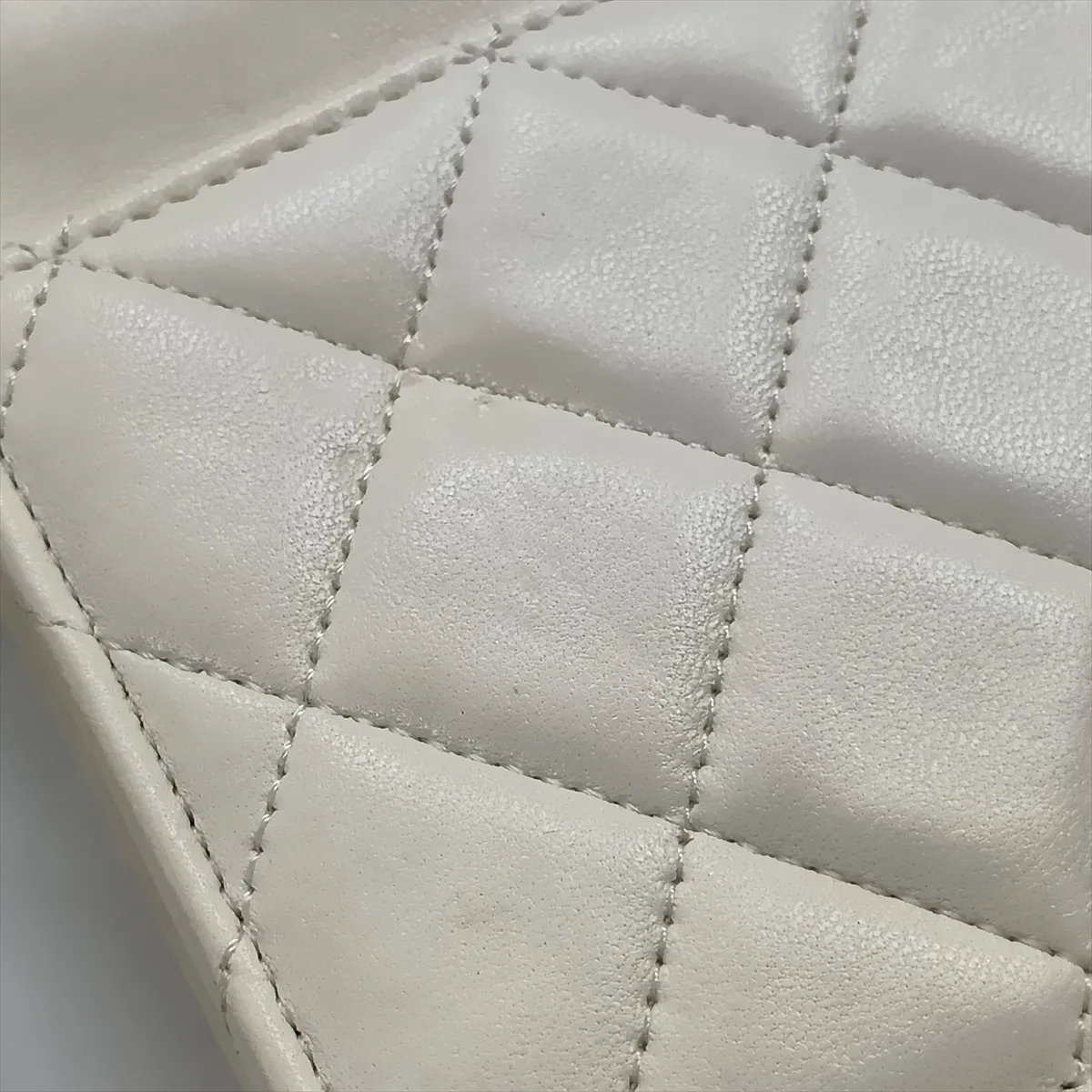 Matelassé Lambskin Chain Wallet, White with Gold Hardware, E186NLX4, Random Plate — view 13