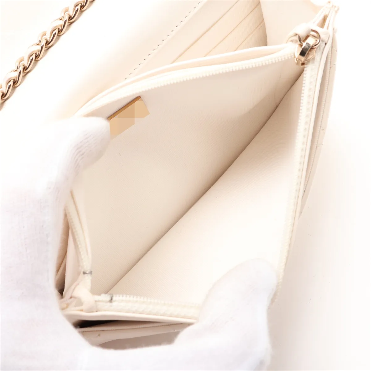 Matelassé Lambskin Chain Wallet, White with Gold Hardware, E186NLX4, Random Plate — view 7