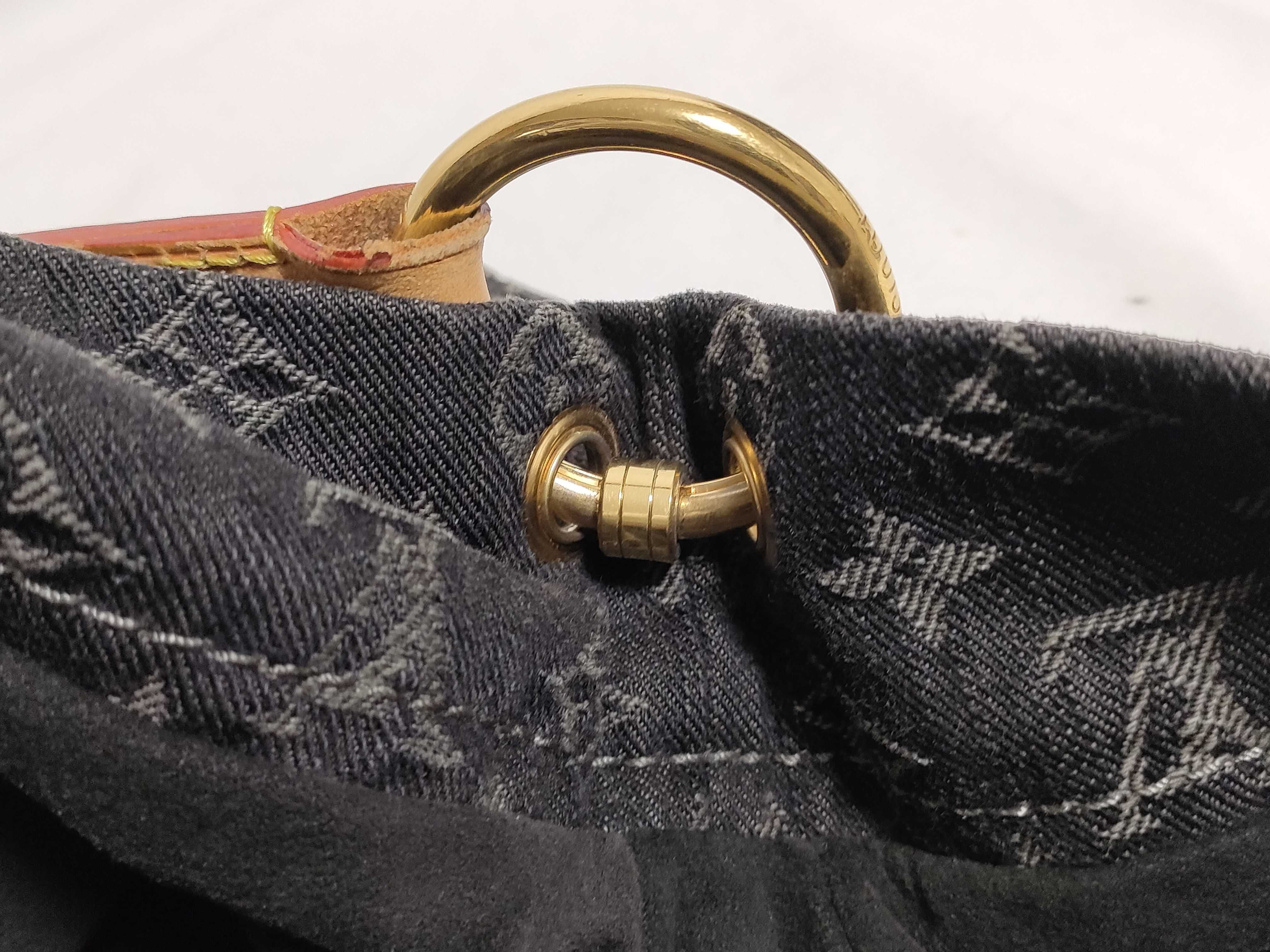 Monogram Denim M40494 Daily PM Noir Handbag — view 9