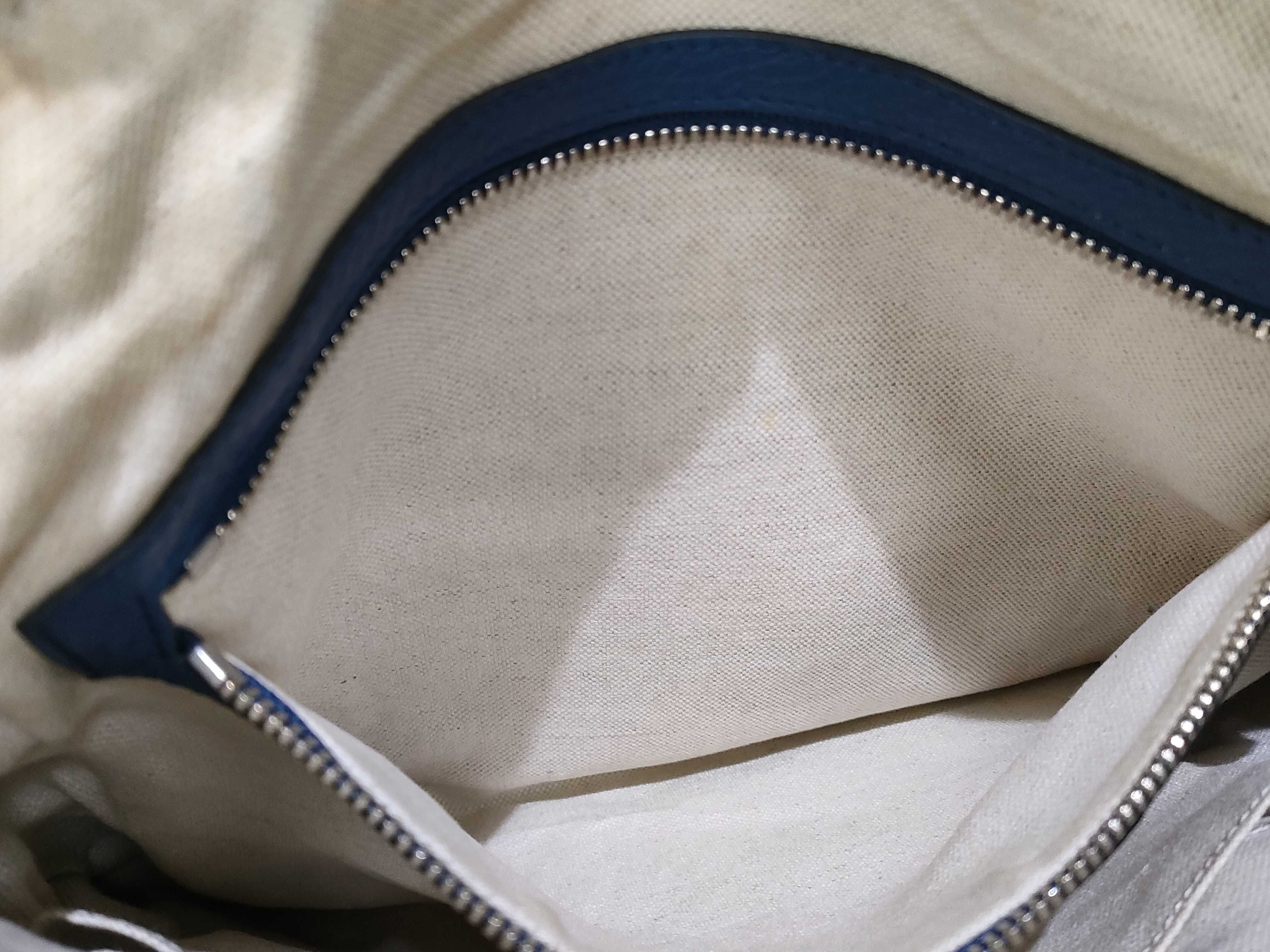 PH- Interlocking G Soho Blue Leather Messenger Bag 32 Shoulder Bag — view 10