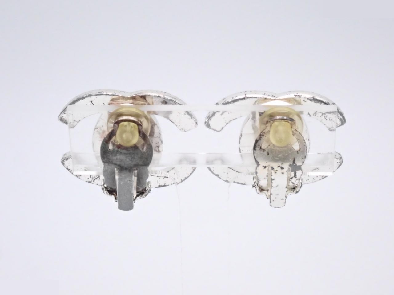 Turnlock Coco Earrings — view 2
