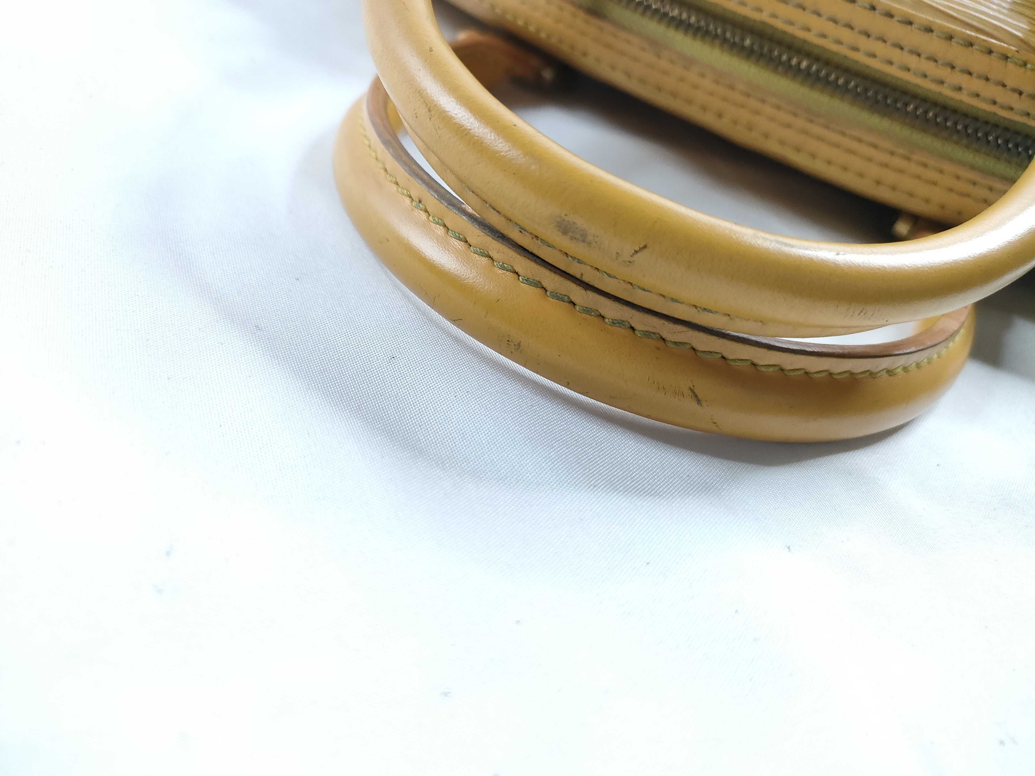 Epi Jasmine Epi Tassili Yellow Handbag — view 7