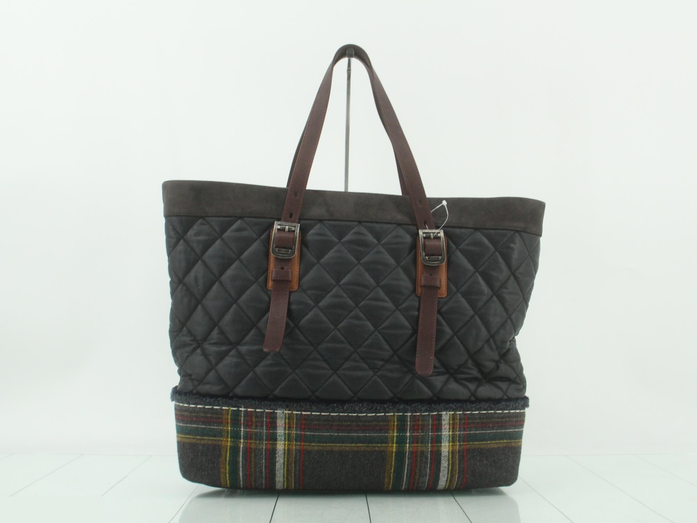 Matelassé tweed tote bag with Coco charm, item number 18. — view 2
