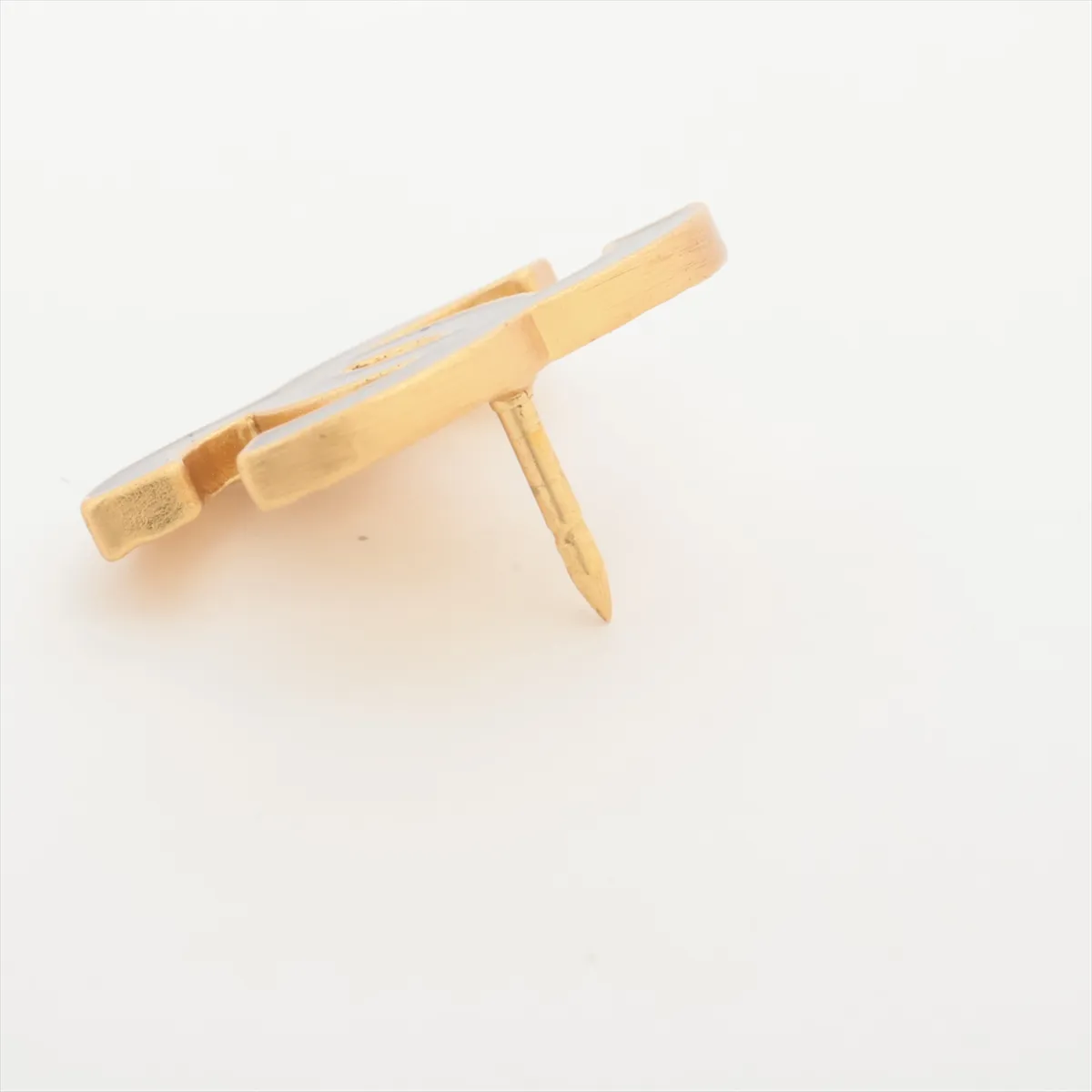 Coco Mark 02A Pin Brooch GP Gold x Black. — view 3
