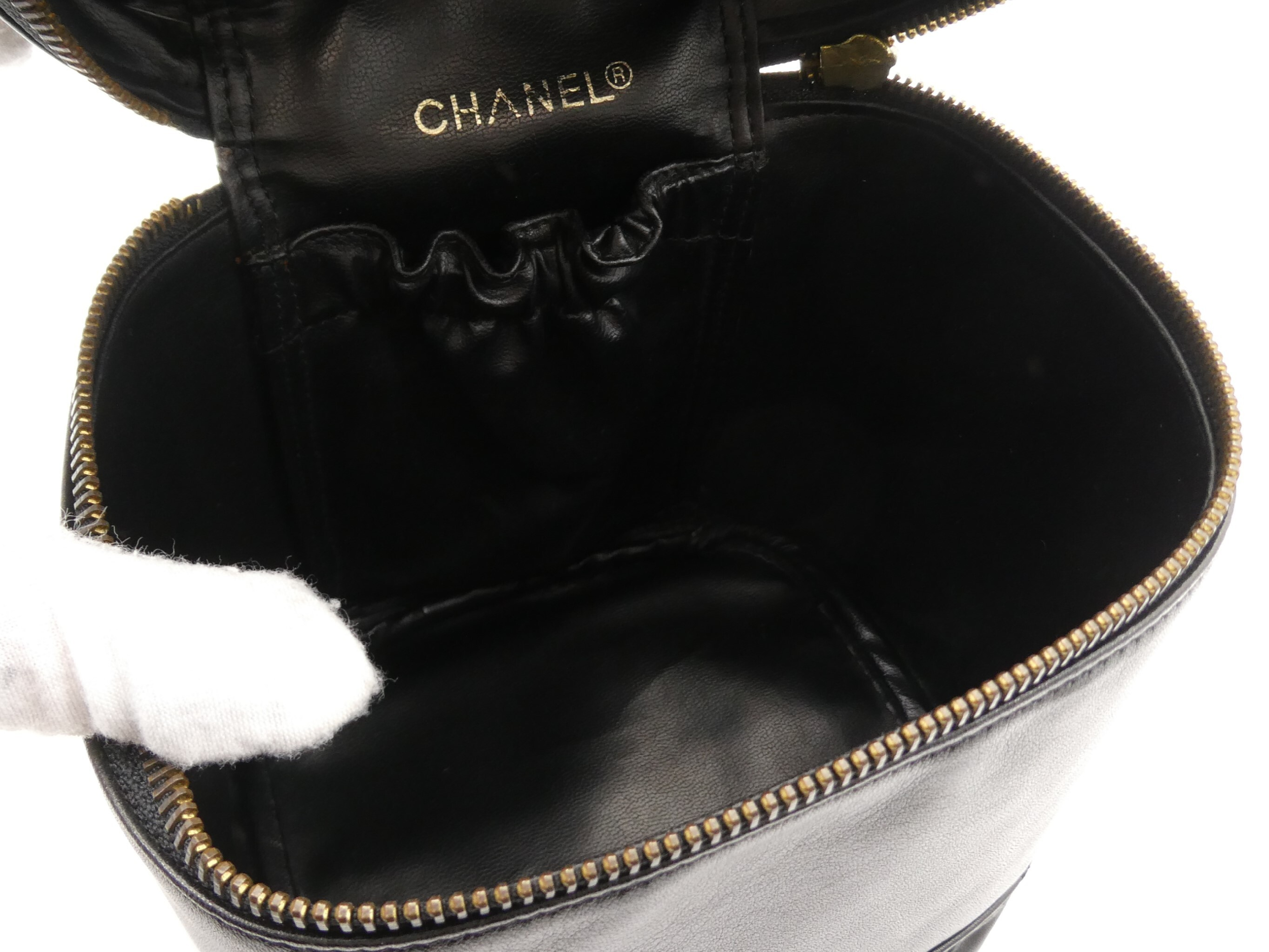 Bicolore Leather Vanity Bag — view 7