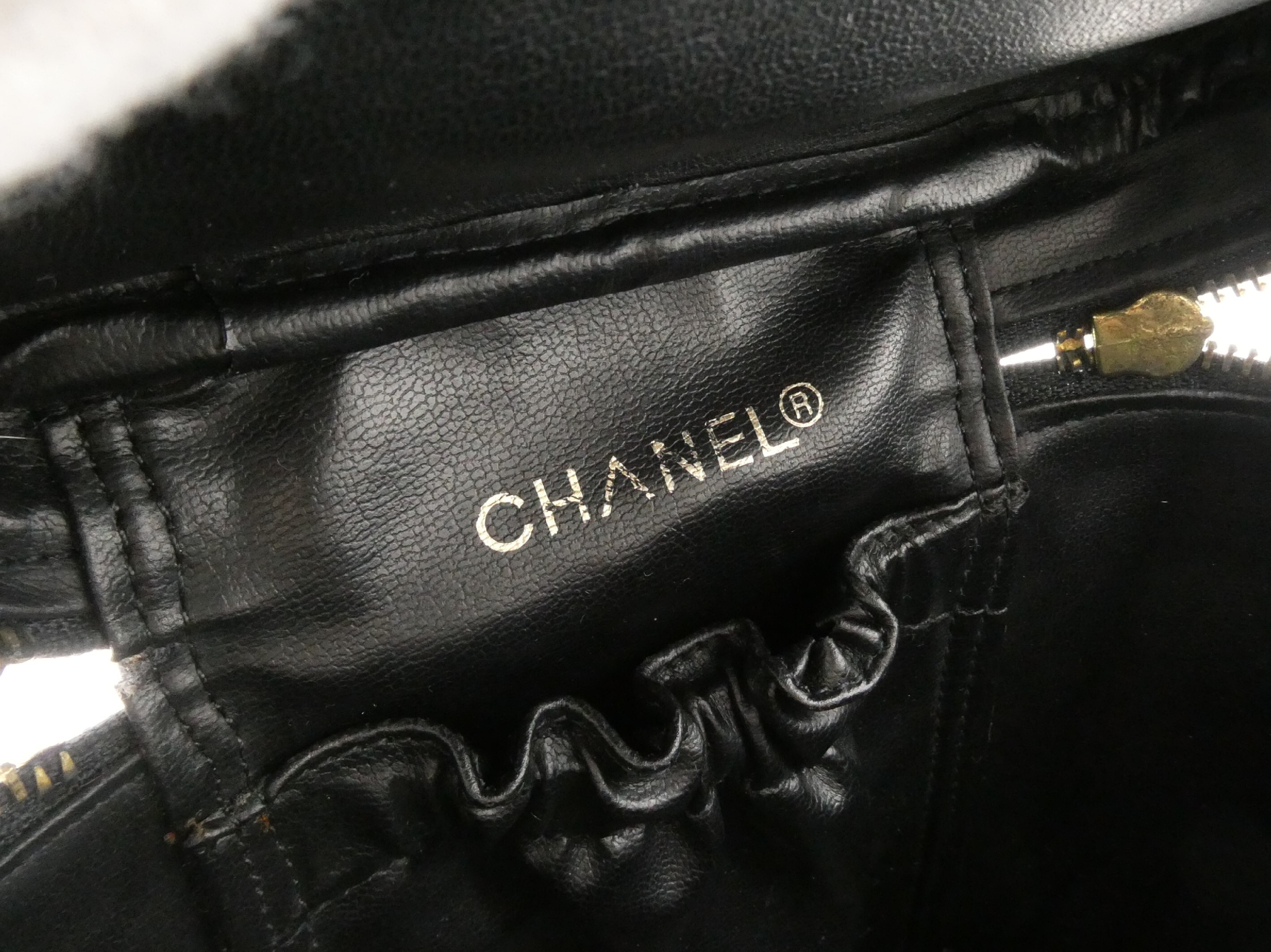 Bicolore Leather Vanity Bag — view 8