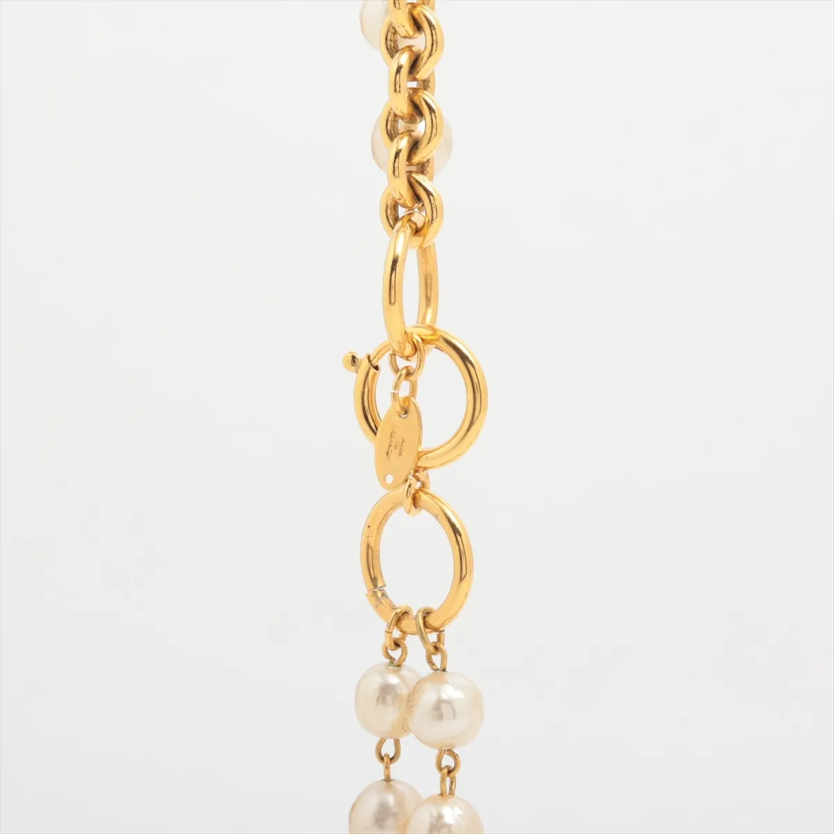 necklace, GP x faux pearl, gold. Shows — view 3