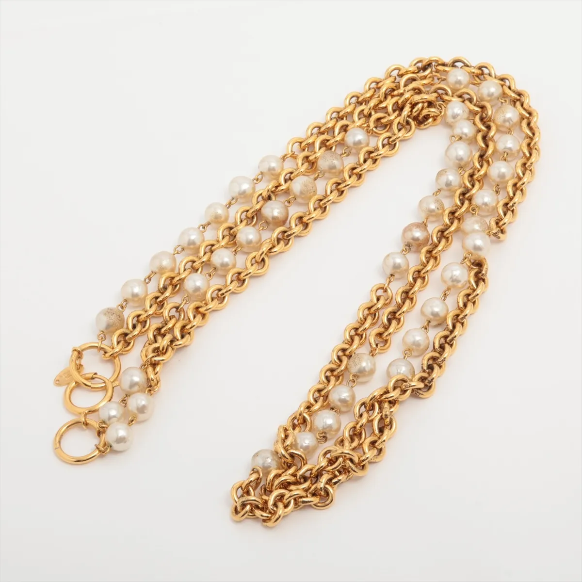 necklace, GP x faux pearl, gold. Shows — view 5