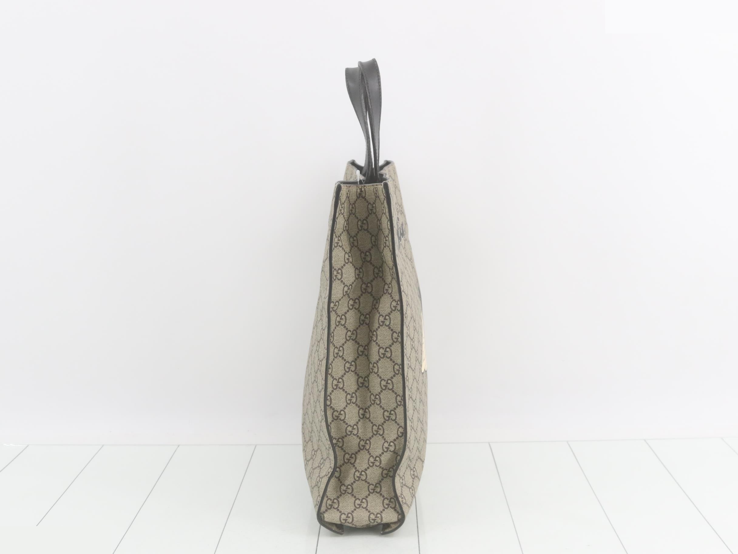 GG Supreme Bee 2-Way Tote Bag — view 4