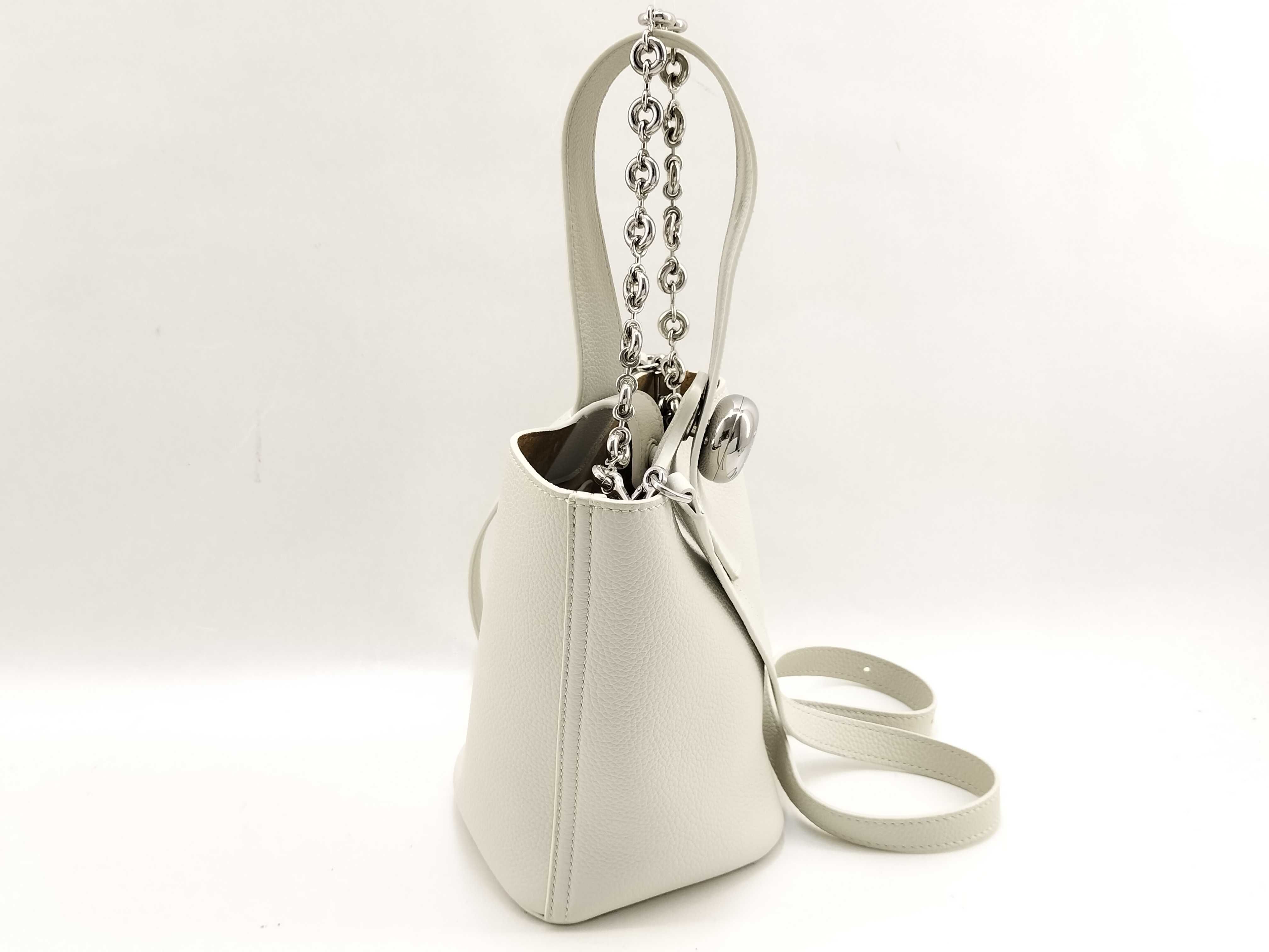 Pebble Bucket Chain Shoulder Bag (Unused) — view 3